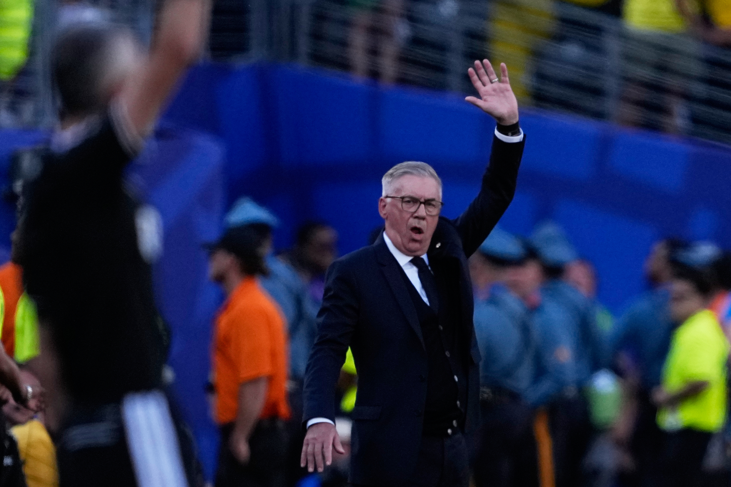 Carlo Ancelotti en el partido contra Brasil