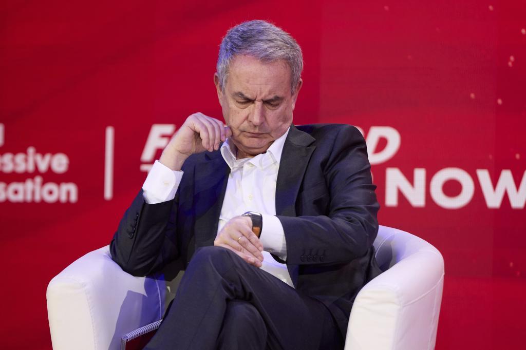 Zapatero, durante su intervención en una cumbre del progresismo mundial el pasado abril en Barcelona.