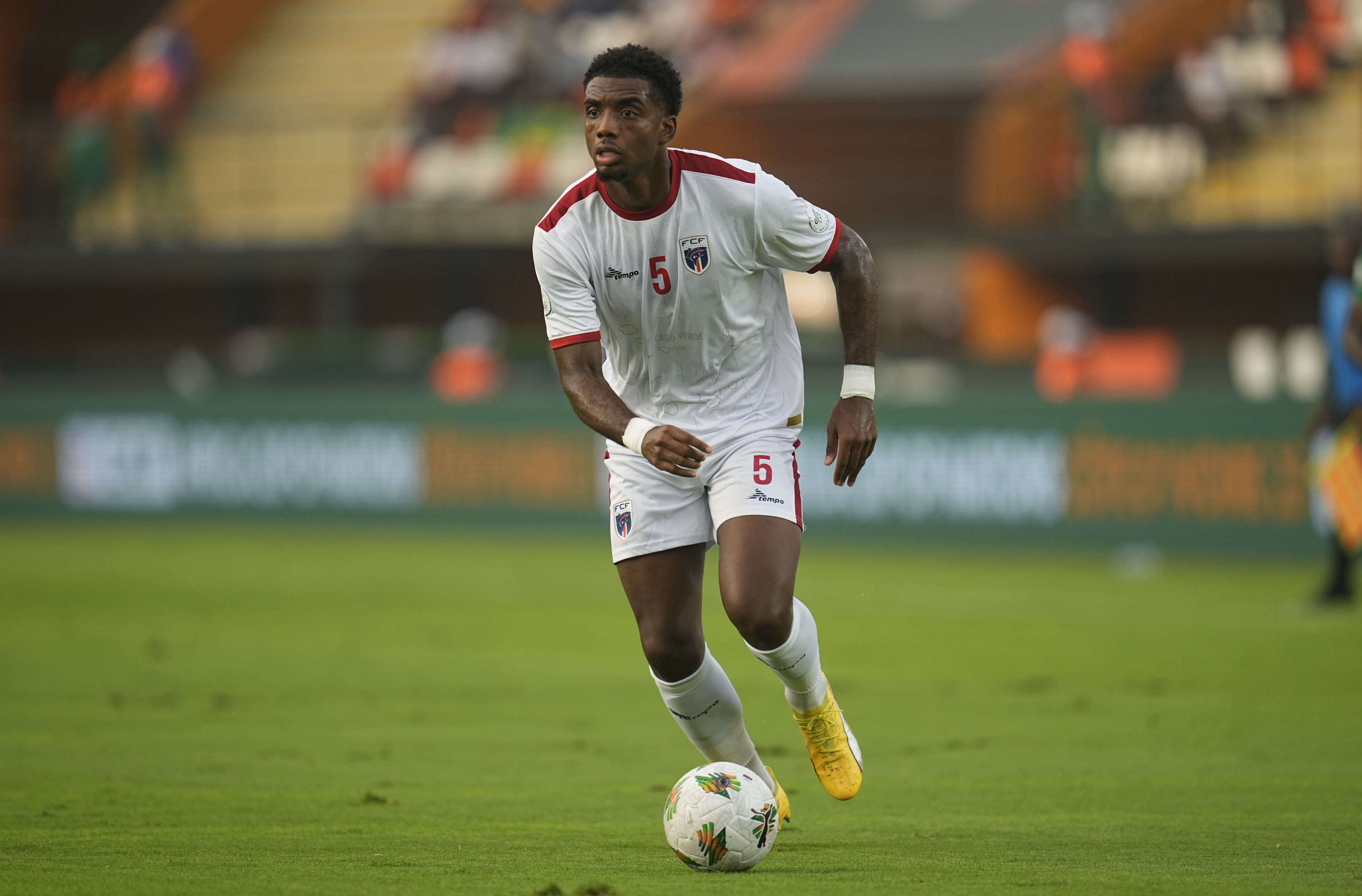 El central del Villarreal, Logan Costa, en un partido con Cabo Verde.