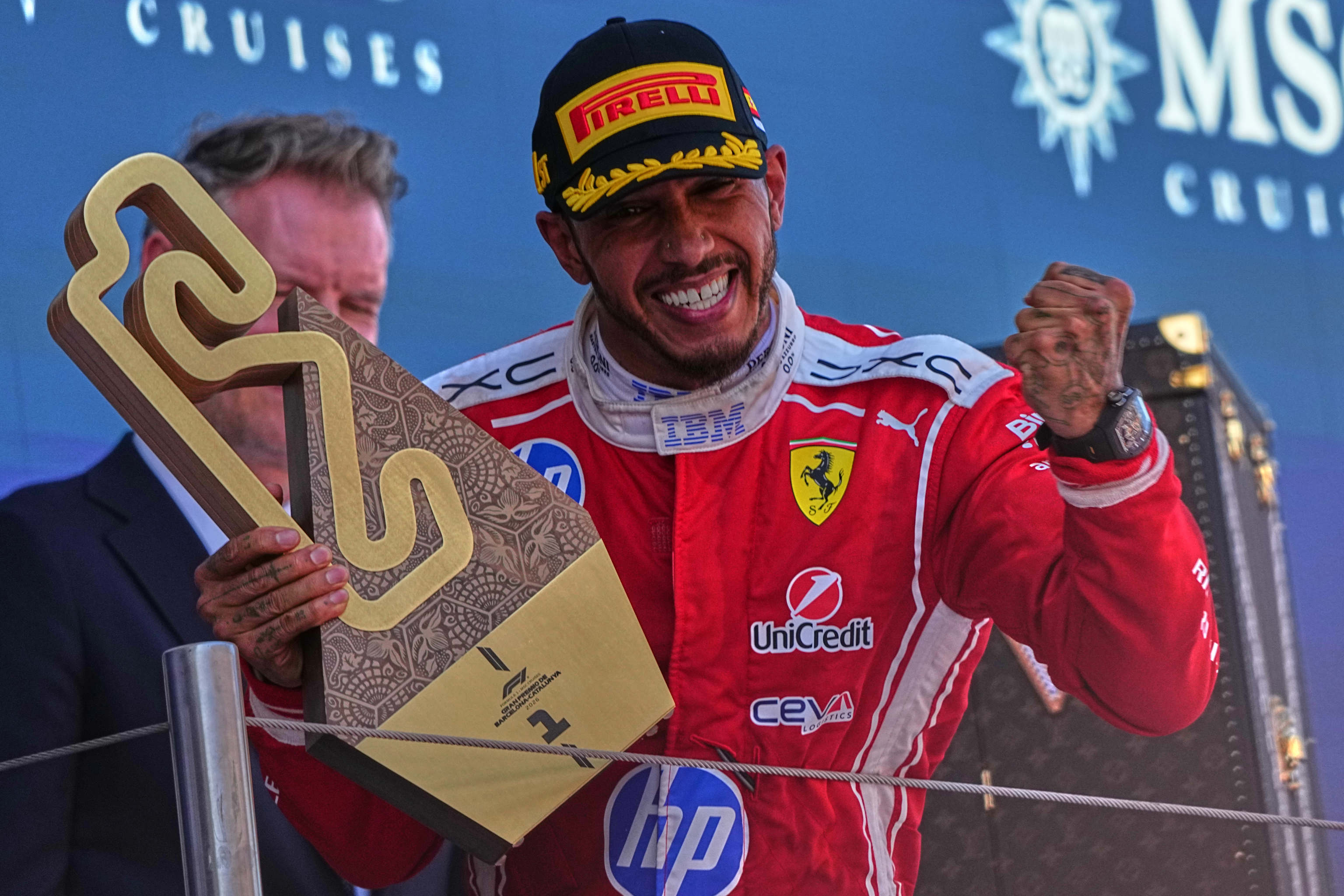 Lewis Hamilton celebra su victoria en el GP de España este domingo.