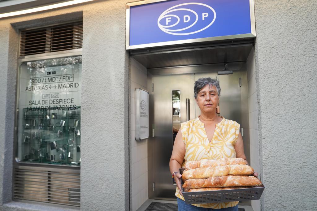 Rosa con las barras de tornillo que entrega para Sala de Despiece