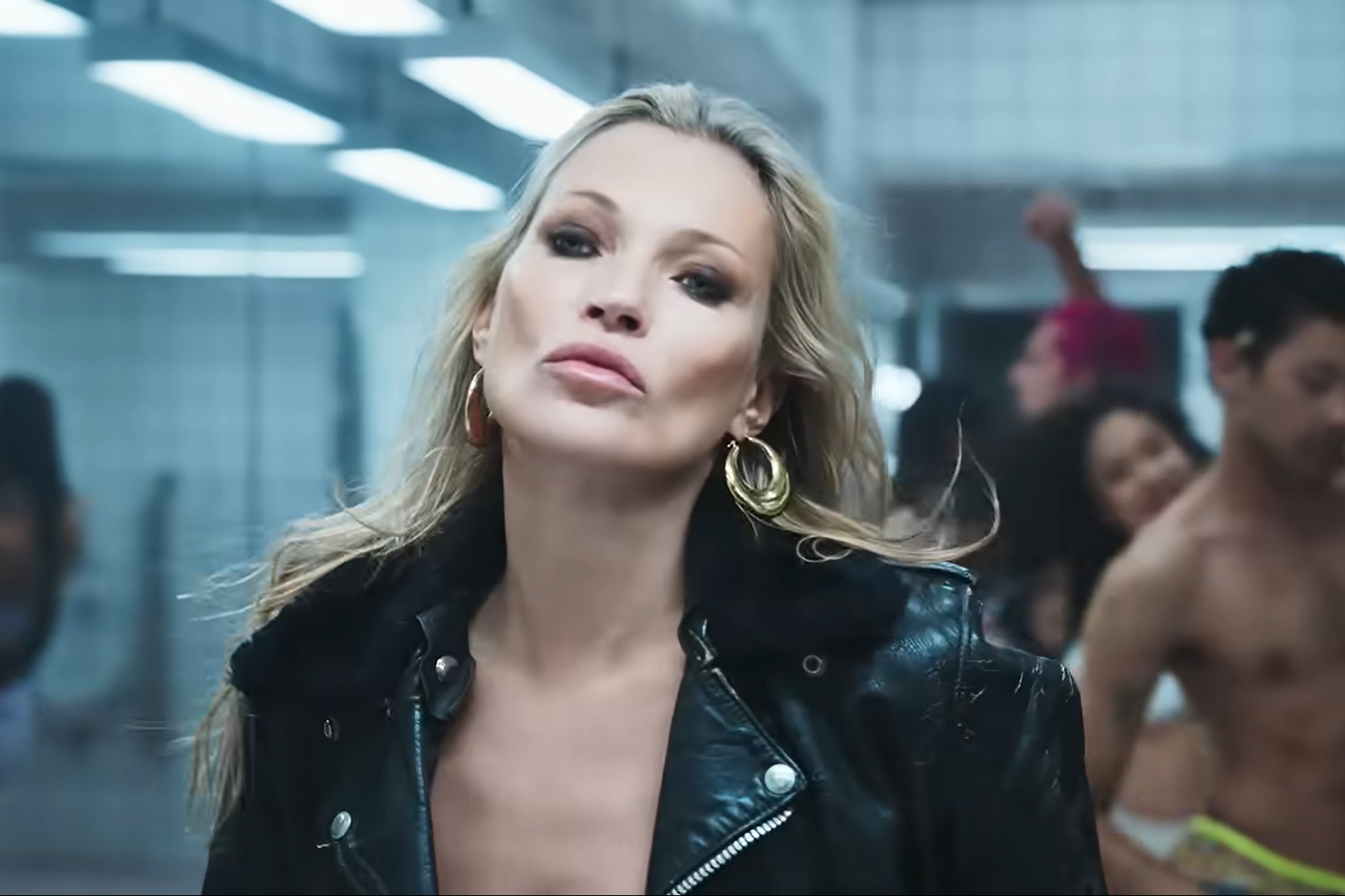Kate Moss, en el vídeo de Madonna 'Confessions II - The Film'.