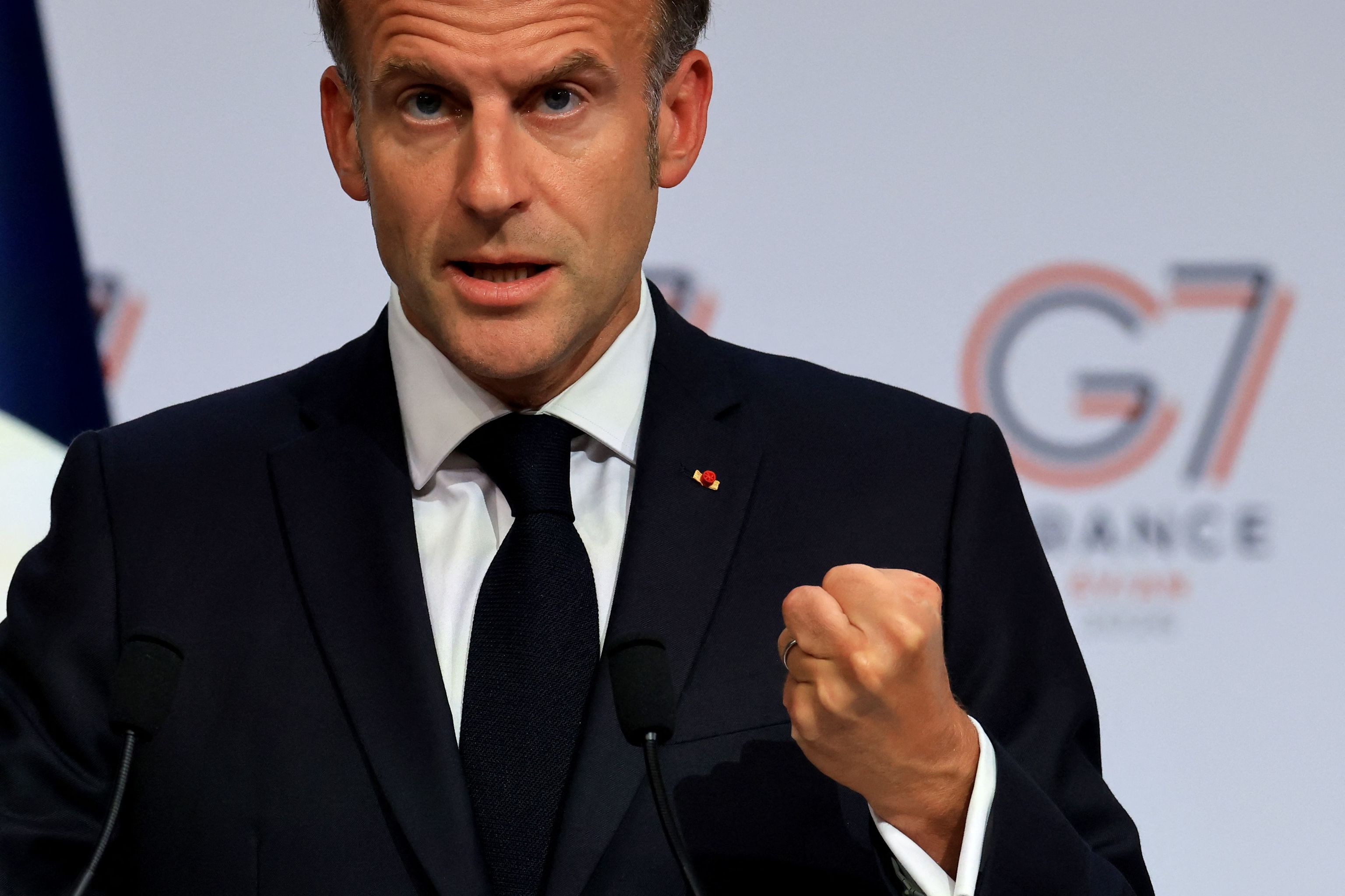 El presidente francés, Emmanuel Macron, durante la rueda de prensa de cierre de la cumbre del G-7.