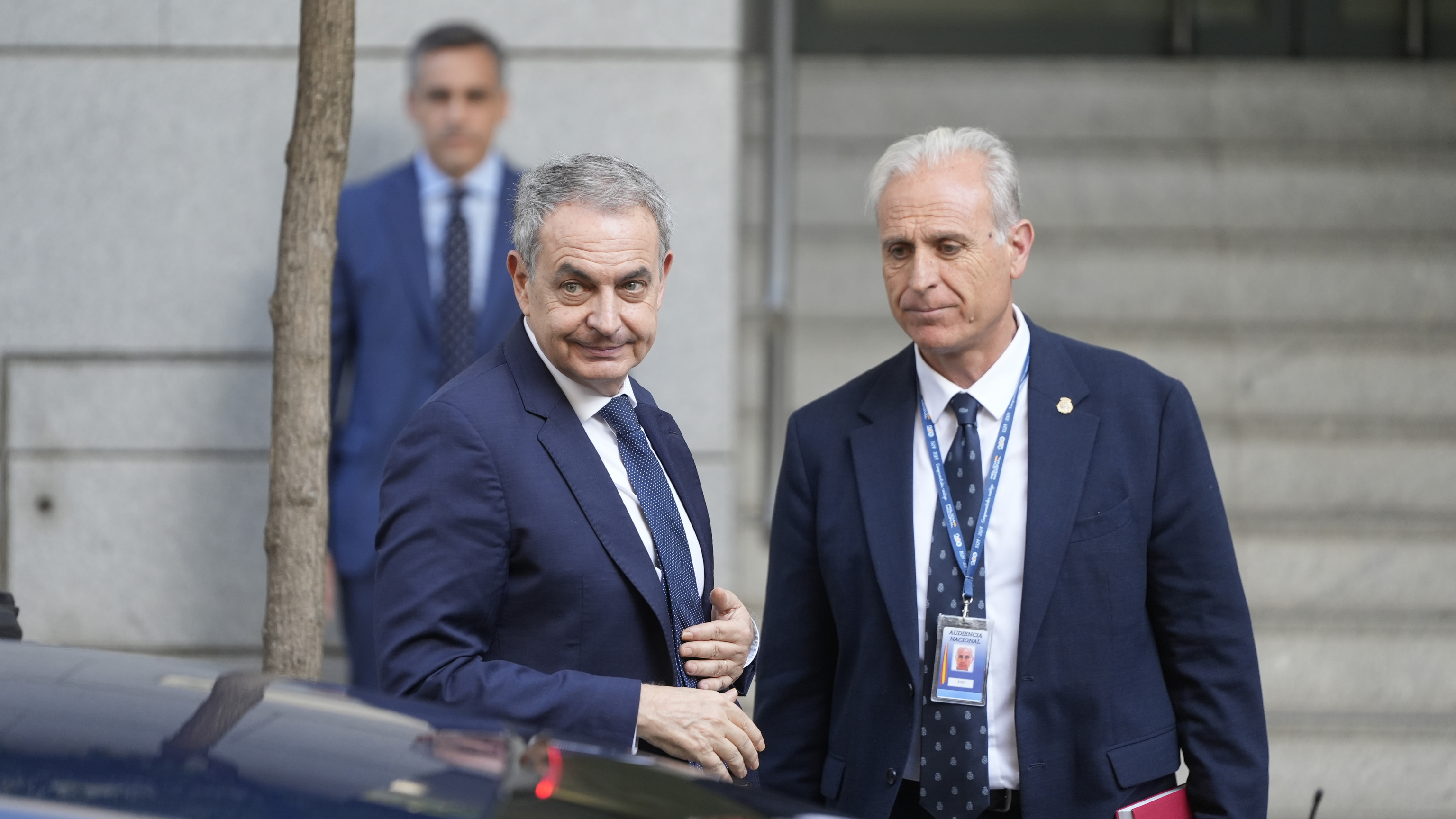 José Luis Rodríguez Zapatero en la entrada de la Audiencia Nacional, el pasado miércoles.