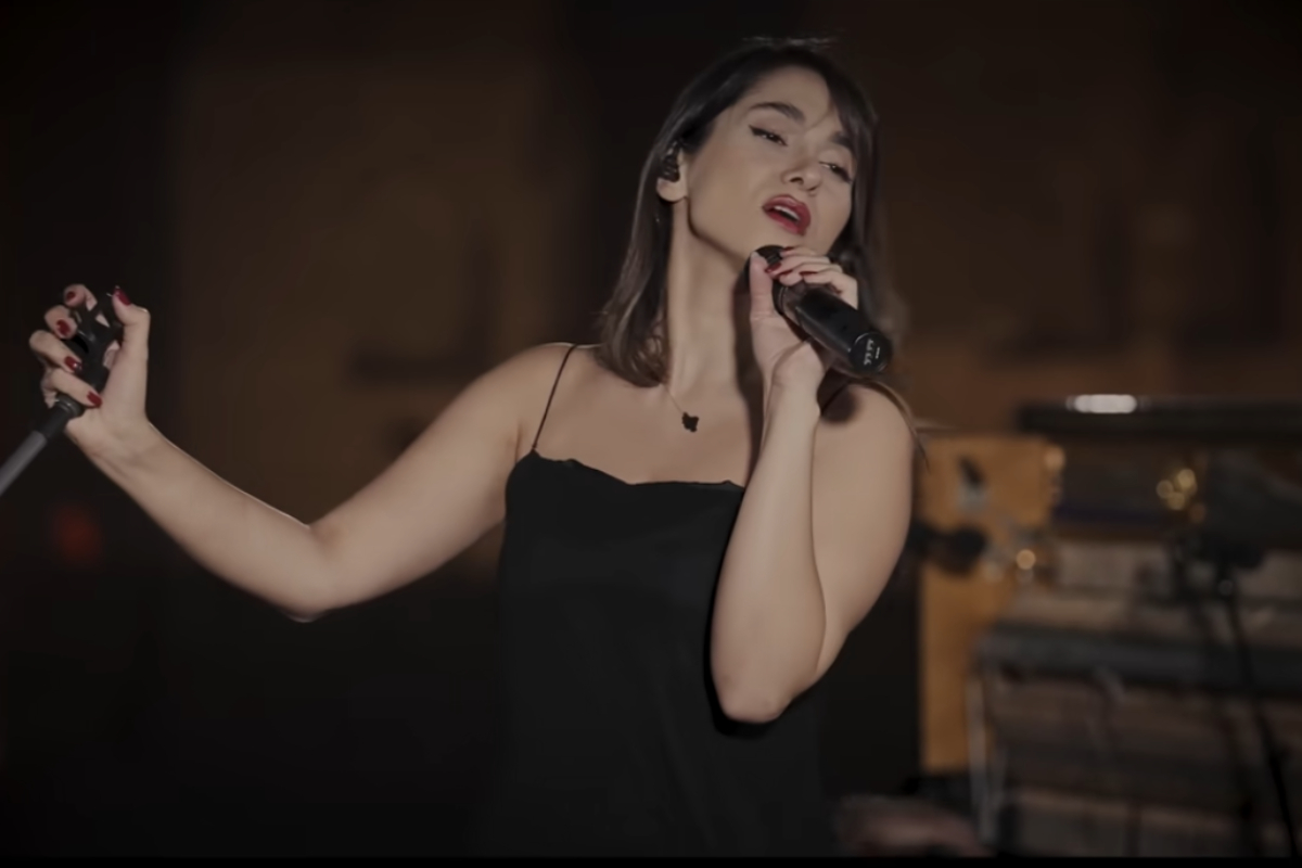Pastaroo Ahmadi, en el concierto que ofreció en YouTube