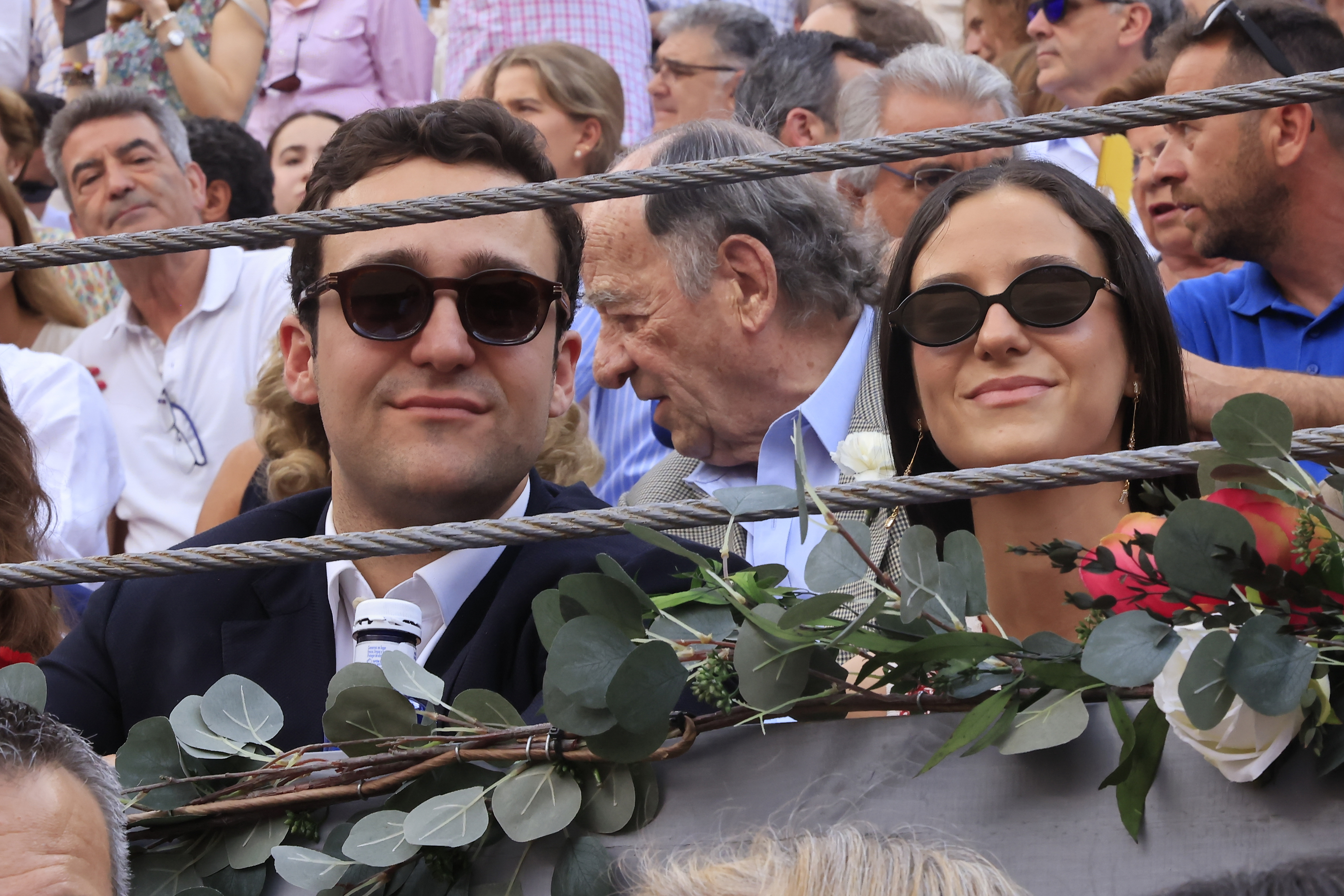 Victoria Federica y su hermano Froilán en la corrida de Roca Rey.