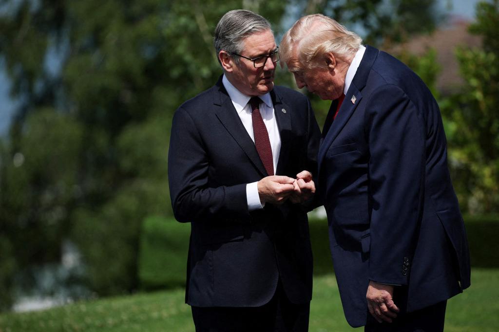 El primer ministro británico, Keir Starmer, y el presidente de EEUU, Donald Trump, durante el G7