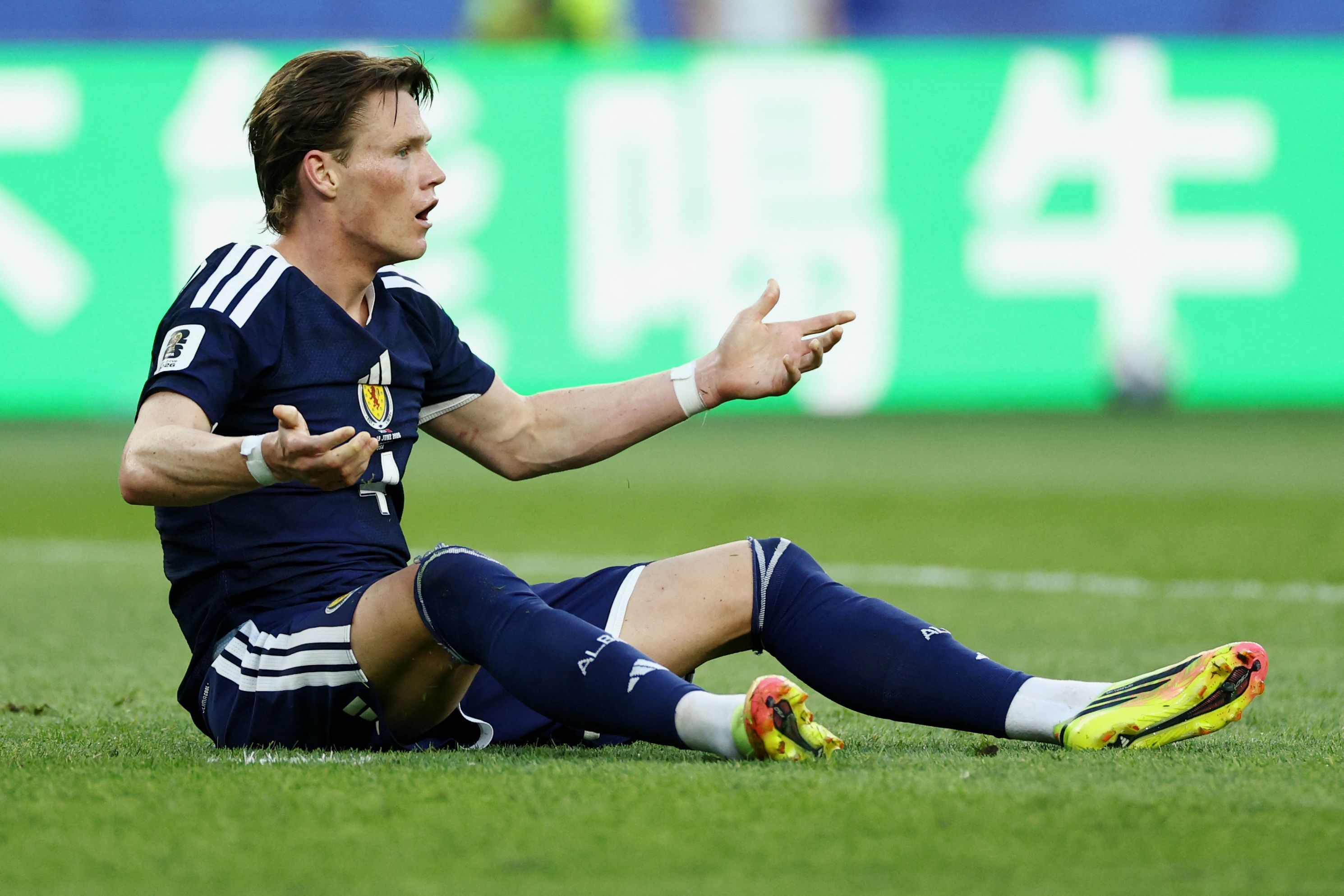 McTominay protesta un posible penalti, el viernes en Boston.