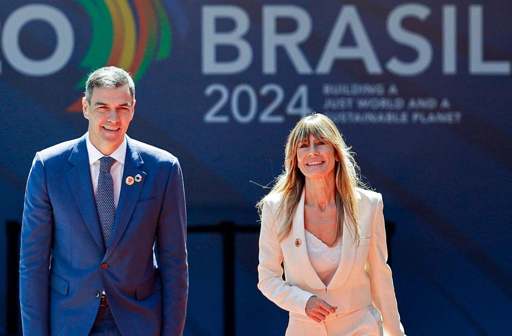 Pedro Sánchez y Begoña Gómez, en noviembre de 2024 en la Cumbre del G-20 en Río de Janeiro (Brasil).a