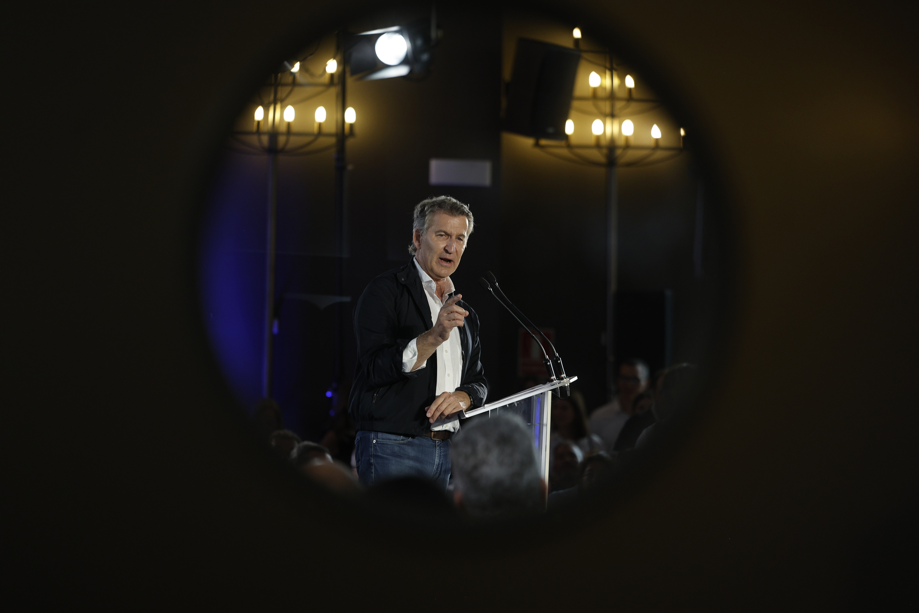 Alberto Núñez Feijóo, presidente del PP, en Sueca (Valencia).