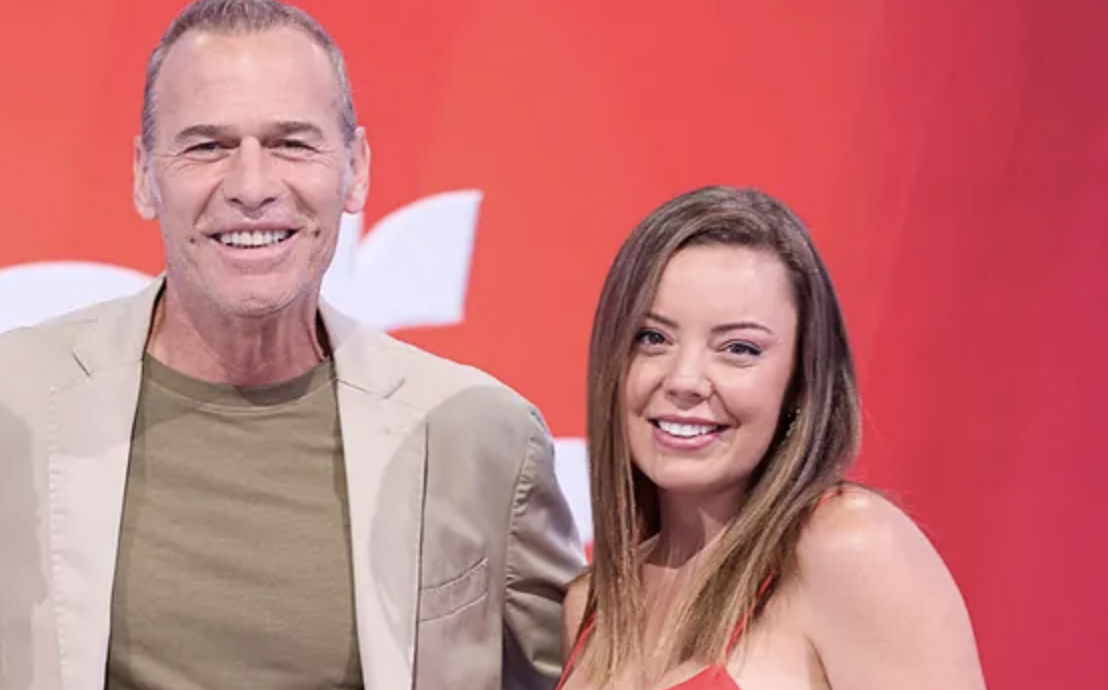 Ana Santiago, la asesora del amor de Carlos Lozano en Amor...¡o lo que surja!, el nuevo programa de Telecinco
