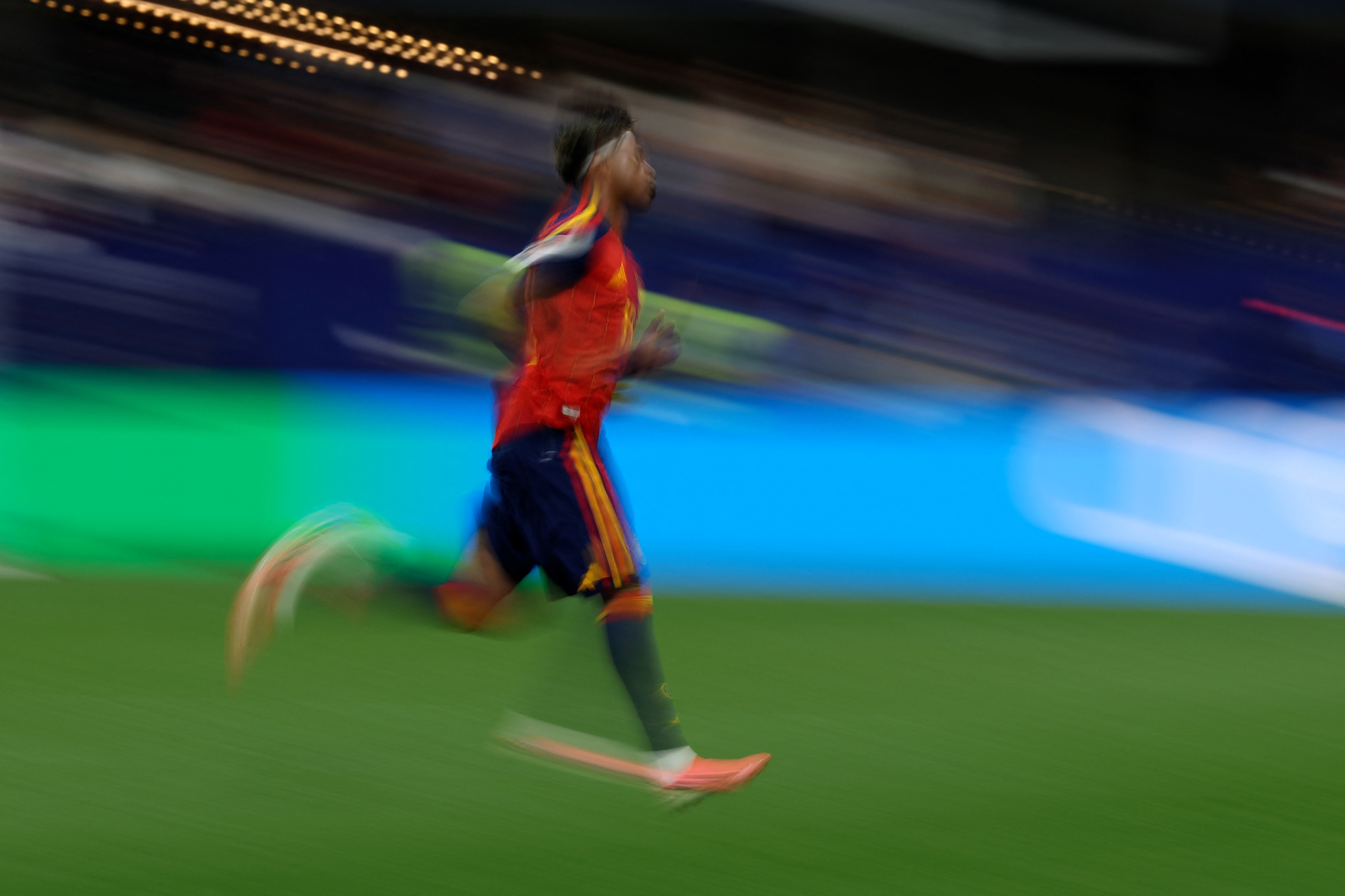 Lamine Yamal, durante el partido contra Arabia Saudí.