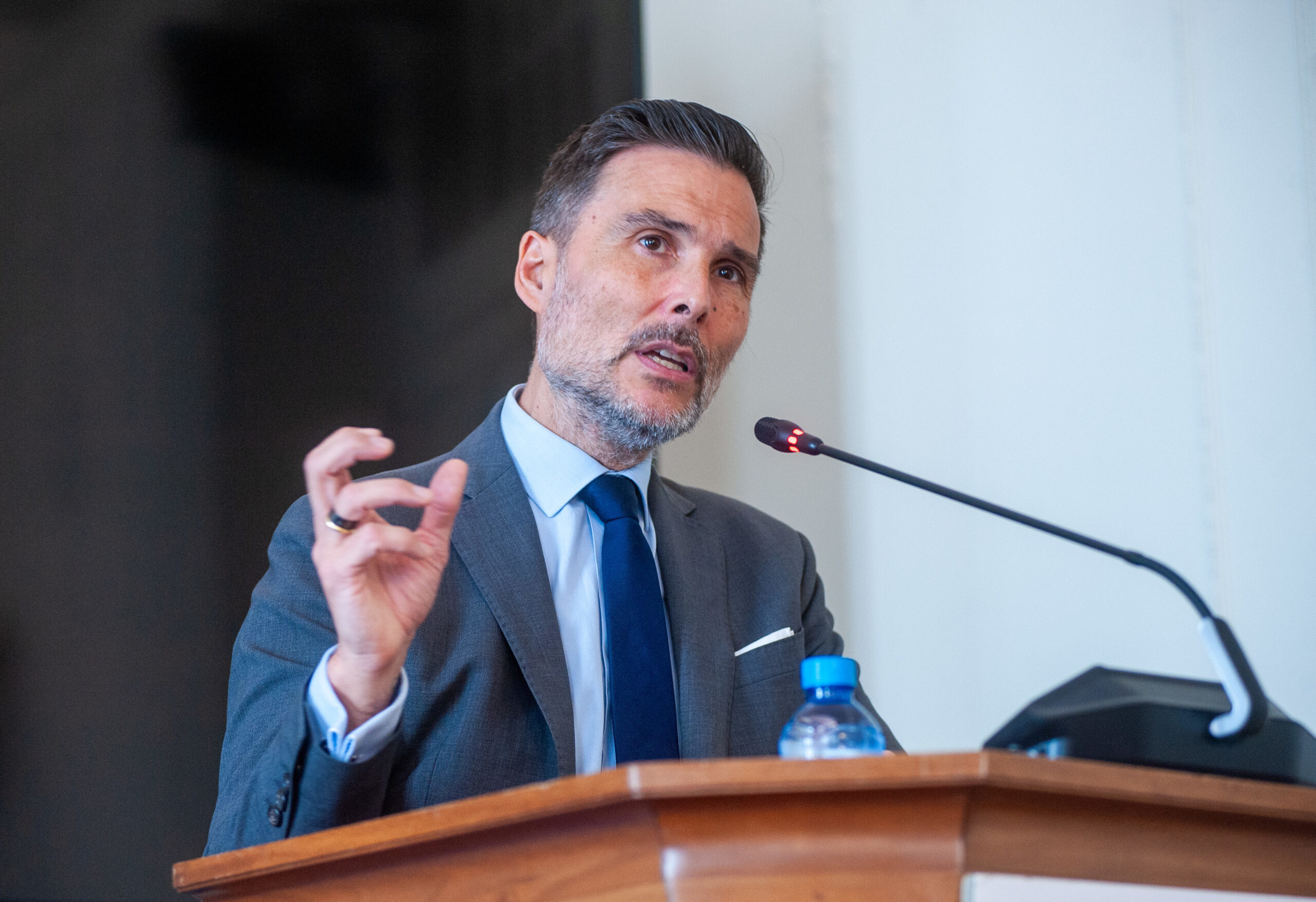 Enrique López, consejero delegado de Amper.