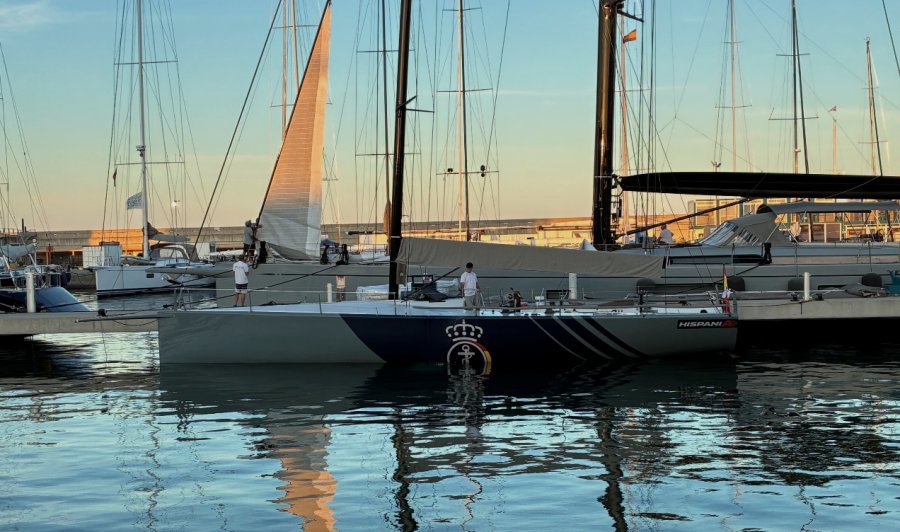 El 'Hispania', el nuevo velero en el que competirá el Rey.