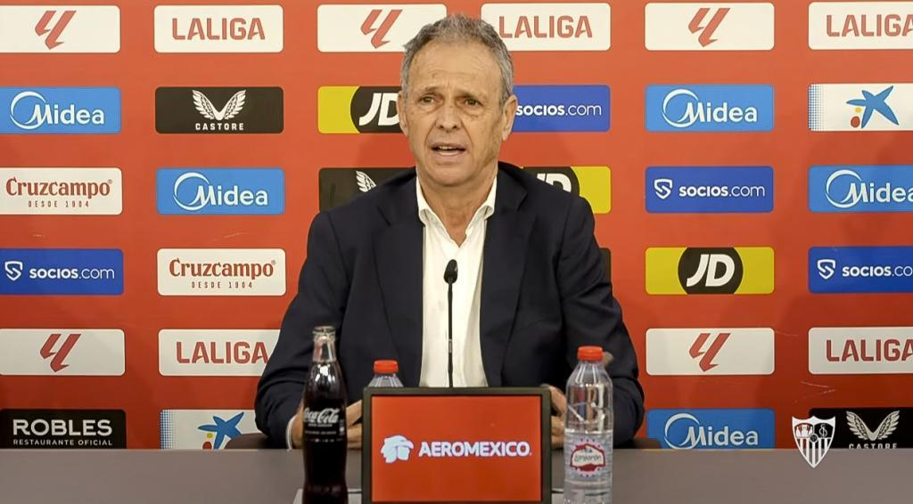 Caparrós durante su última etapa como entrenador del Sevilla.