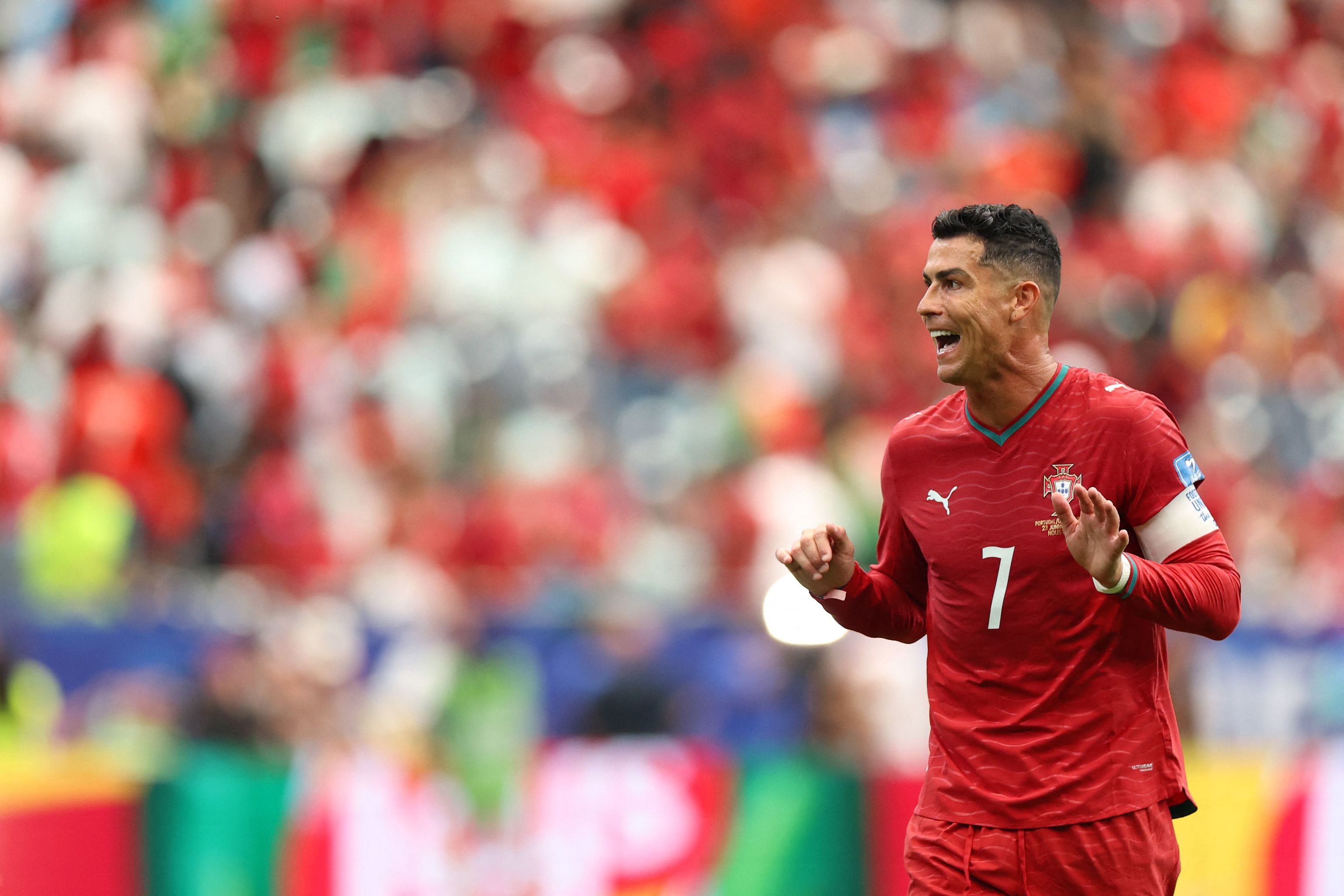 Ronaldo durante el encuentro ante Uzbekistán.
