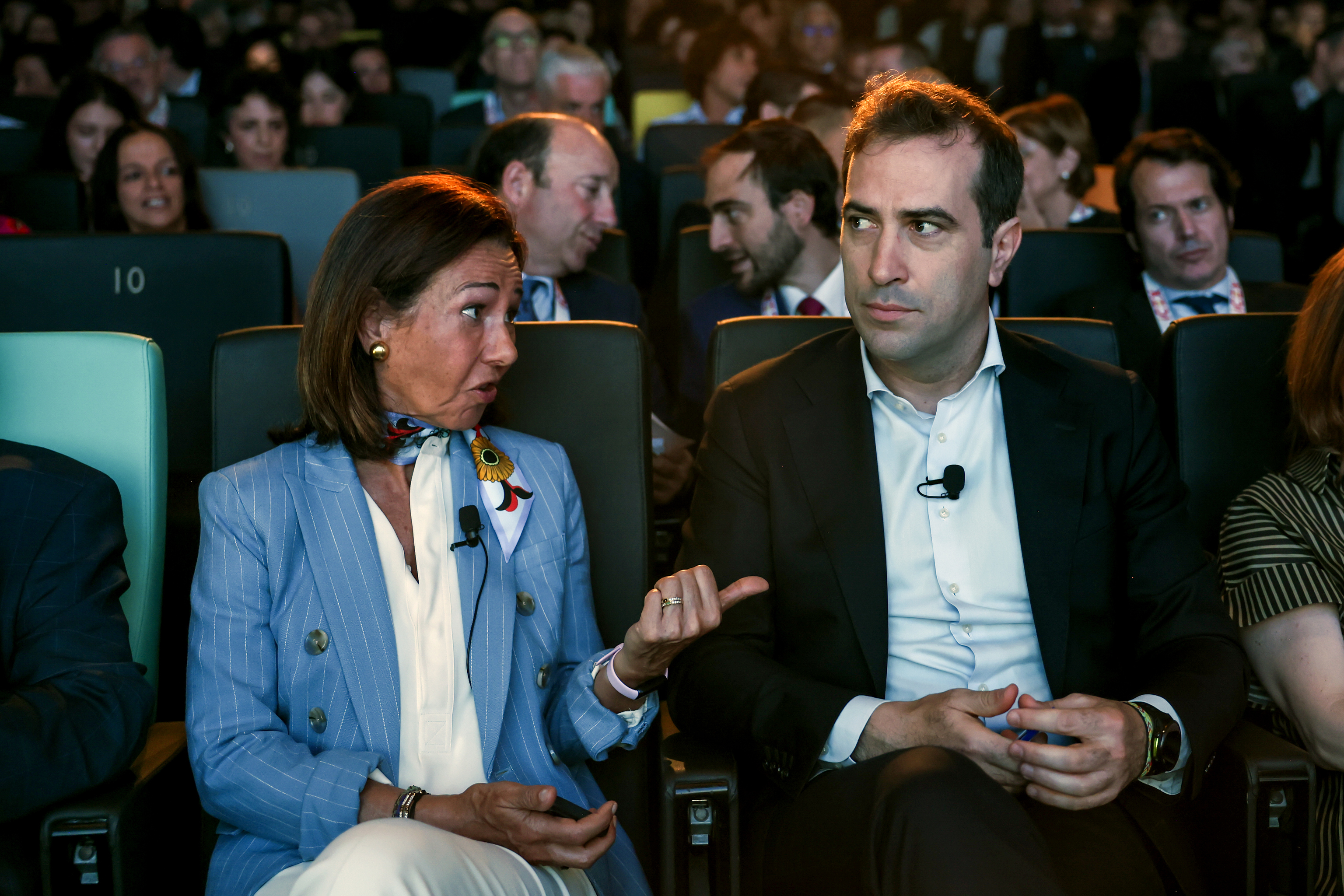 Ana Botín avisa a Carlos Cuerpo: "El exceso de regulación es un impuesto a todos los ciudadanos europeos"