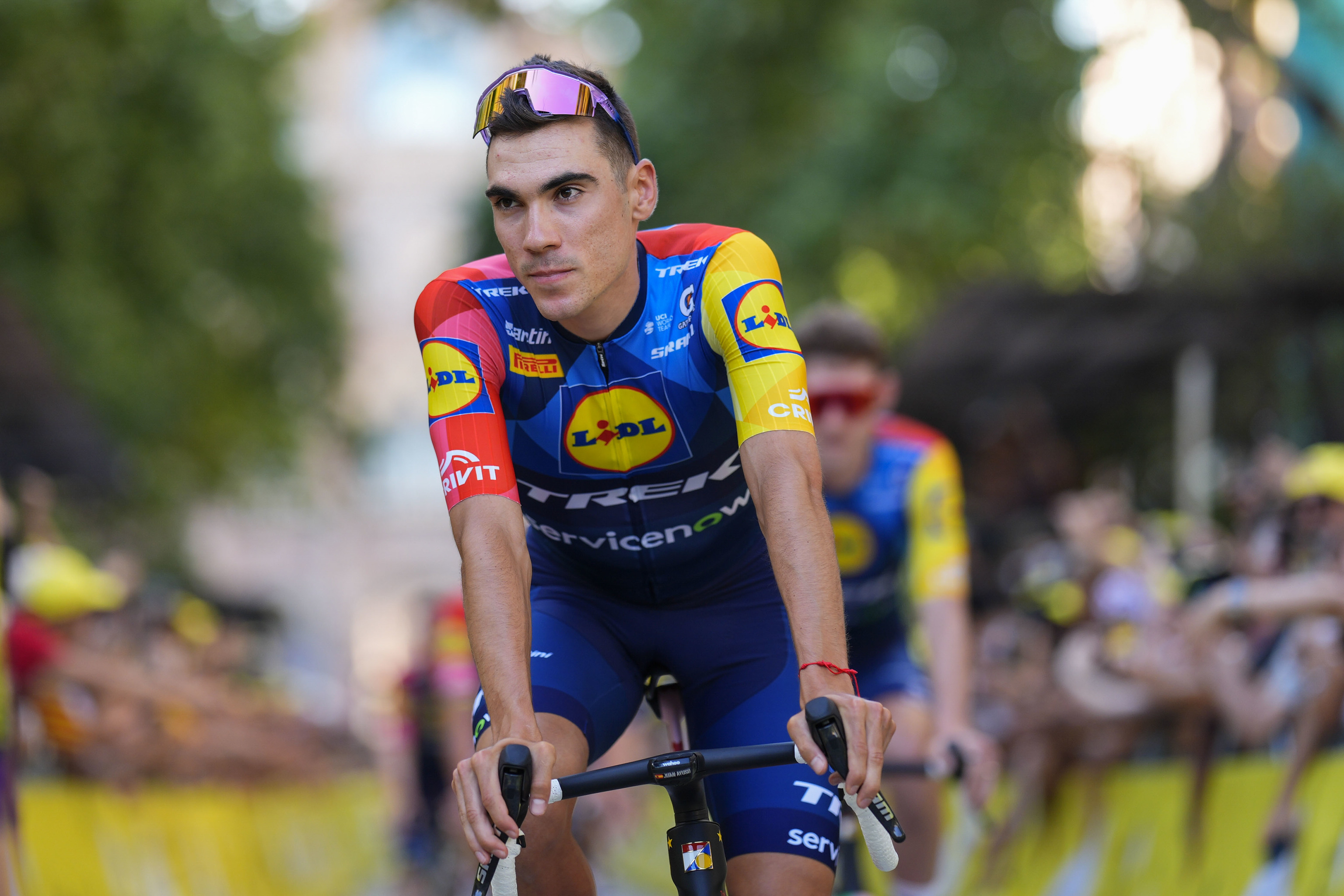 Juan Ayuso, durante la presentación del Tour en Barcelona.