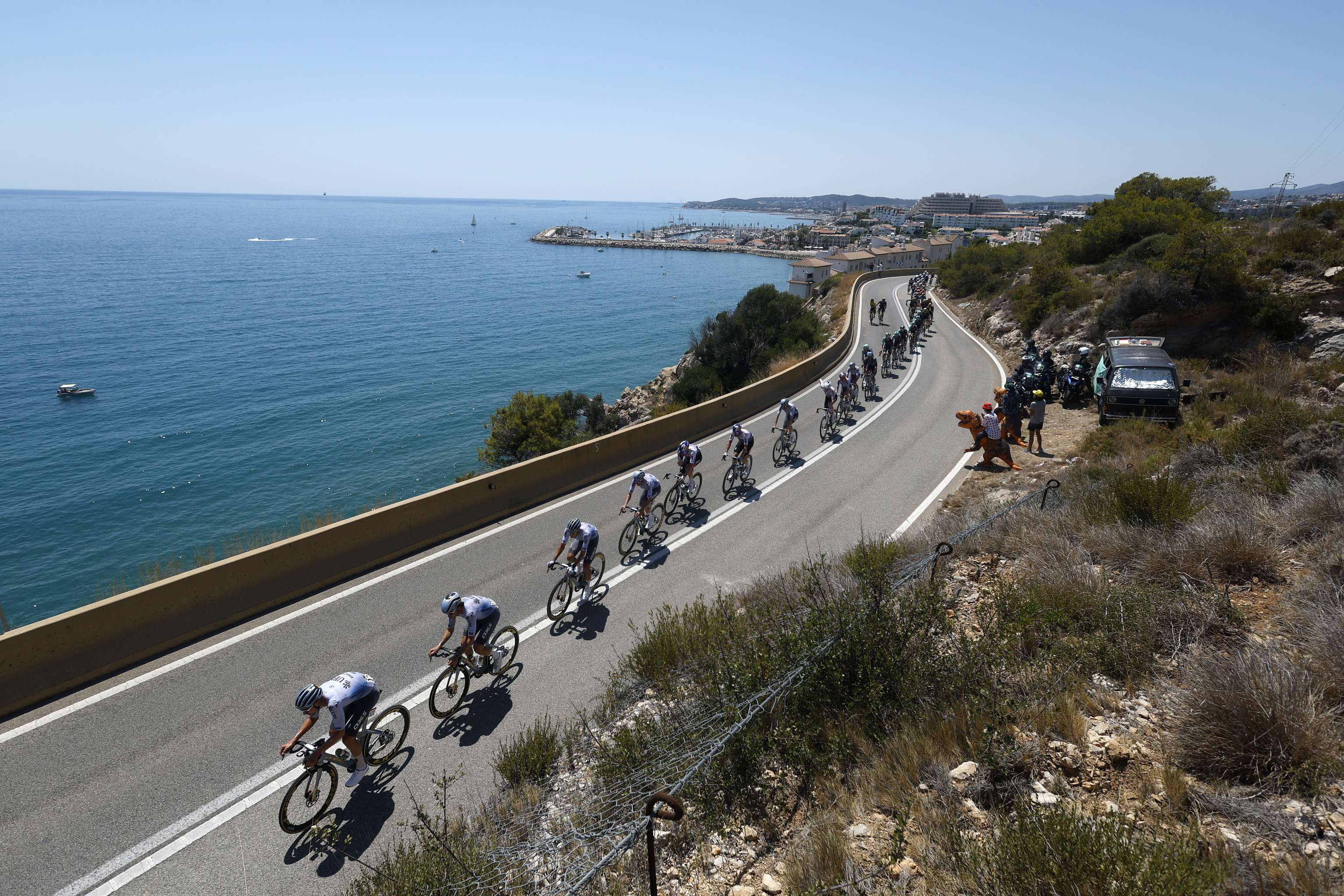 El Tour, a su paso este domingo por Tarragona.