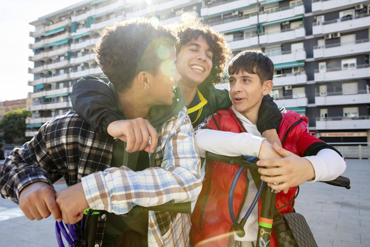 Fotograma de la película 'Hermanos', dirigida por las hermanas Marina y Carol Rodríguez Colás.