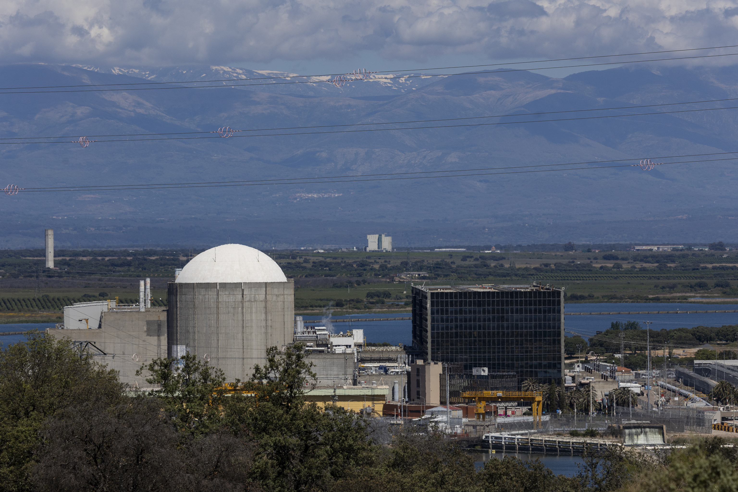 El Consejo de Seguridad Nuclear recomienda la prórroga de Almaraz hasta 2030 y mete presión al Gobierno
