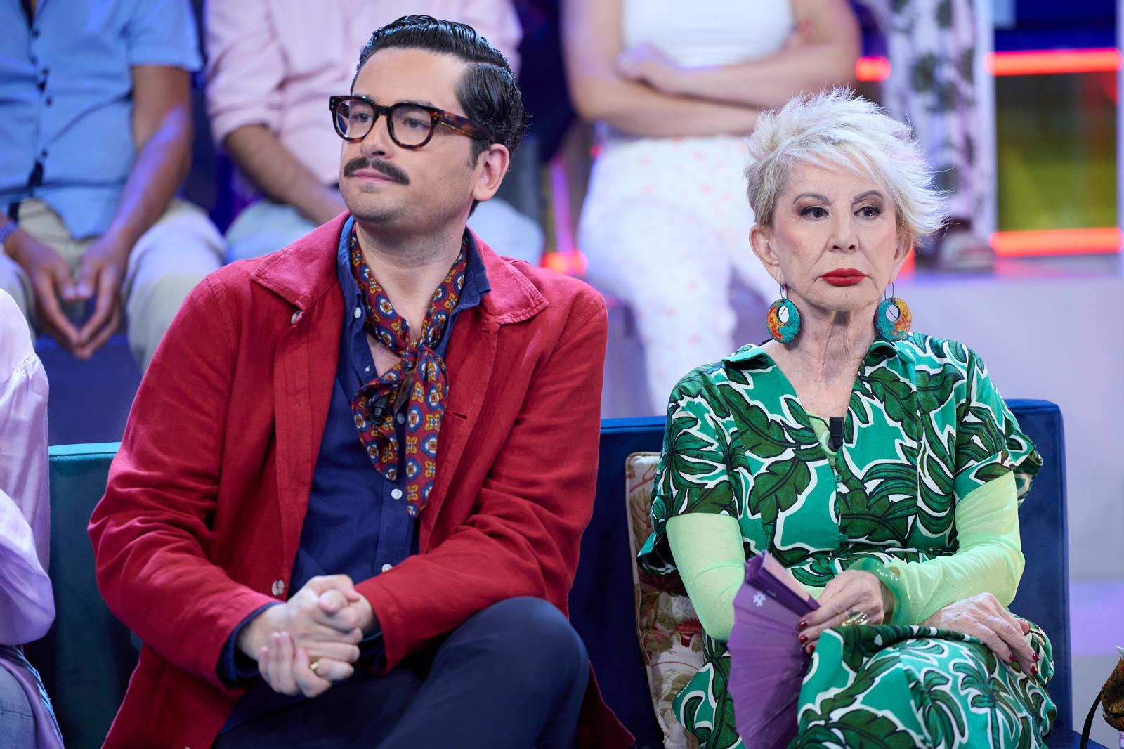 Karmele Marchante durante un momento del programa 'De lunes a viernes'