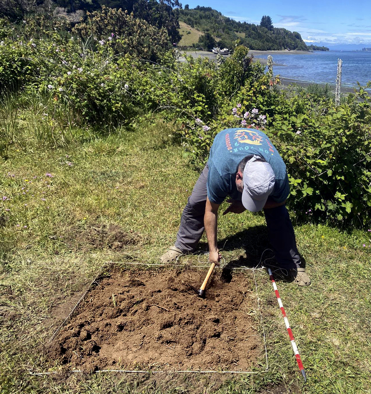 El equipo de 'Navegando entre dos aguas' en el Archipiélago Chiloé, al sur de Chile.
