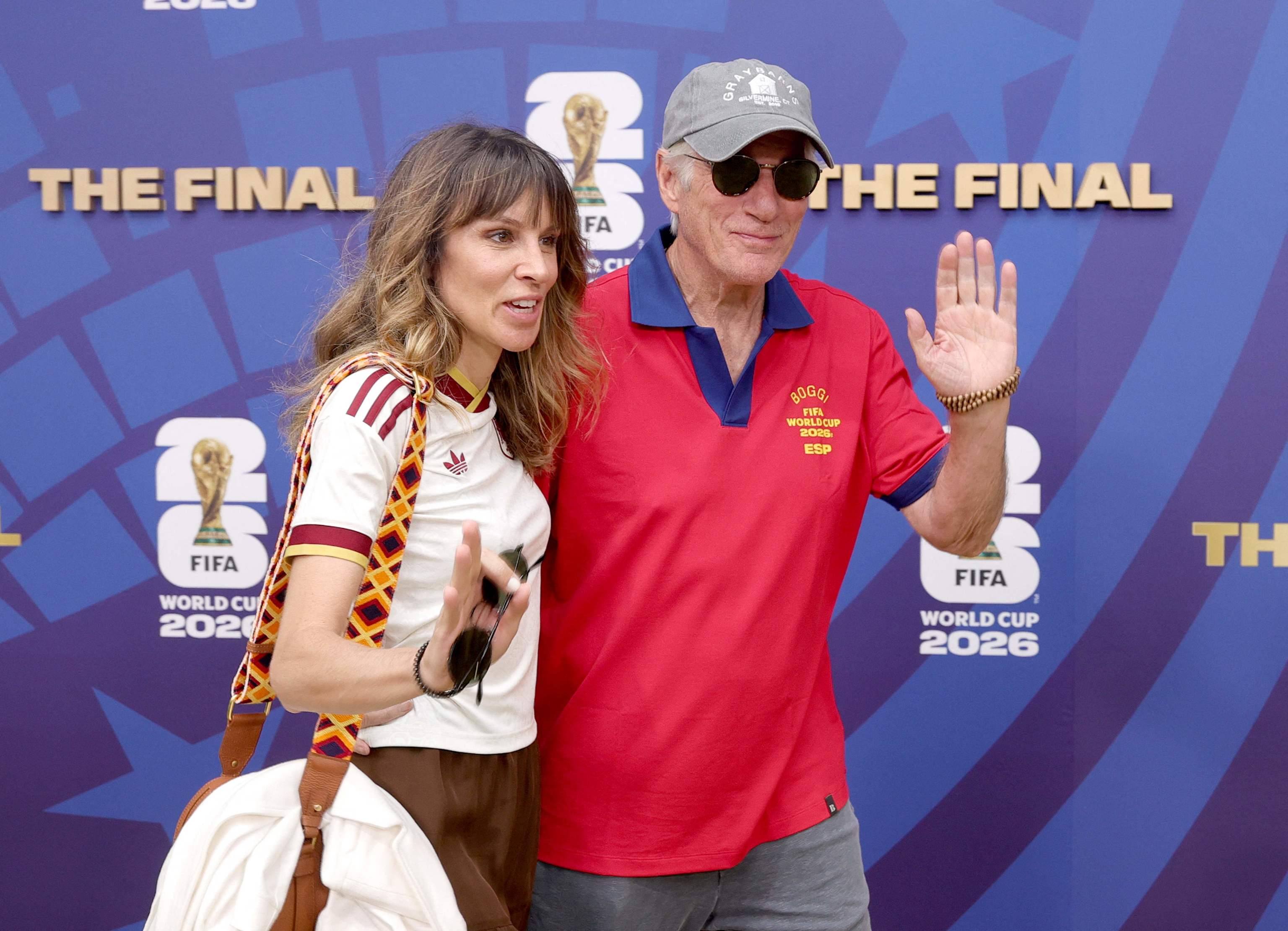 Richard Gere y Alejandra Silva ayer a su llegada a la final.