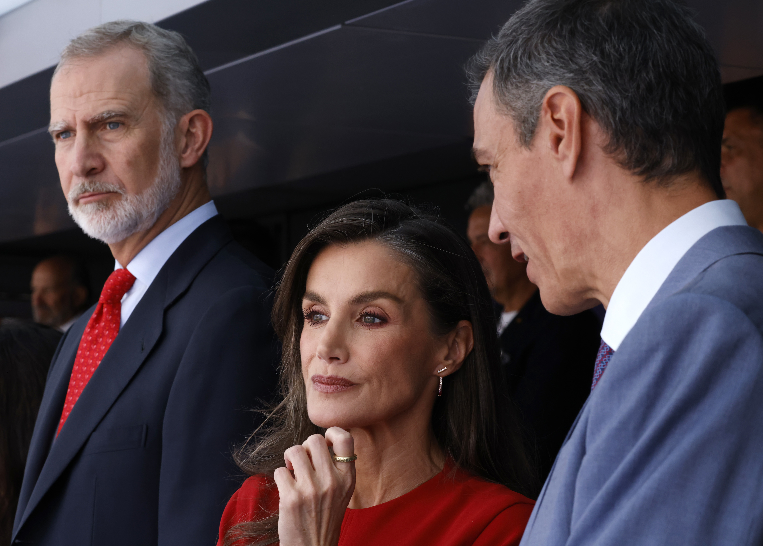 Kraliçe Letizia, Prenses Leonor, İnfanta Sofia ve hatta Kral Felipe, Milli Takımı desteklemek için kırmızı tutkuyla birleşti