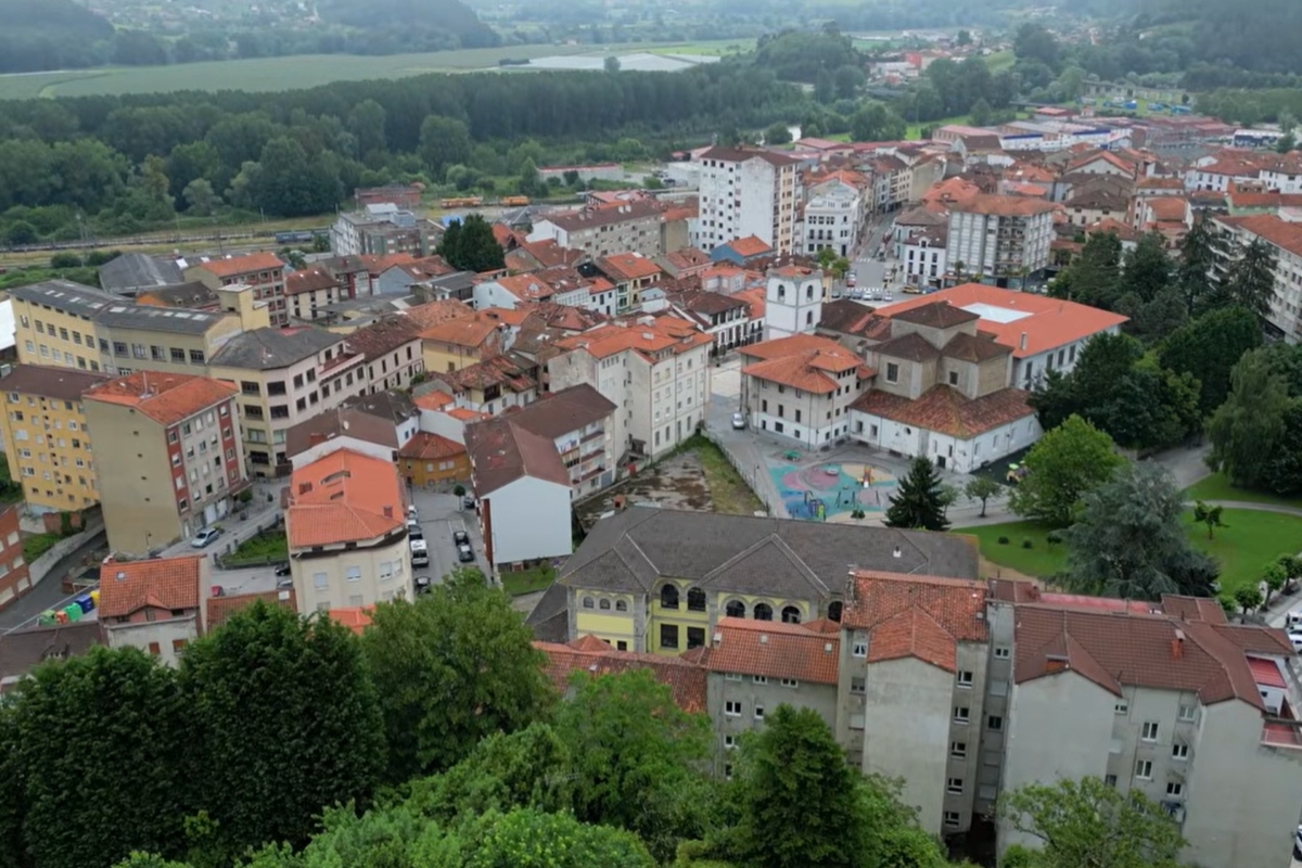 El infravolarado pueblo asturiano de menos de 8.000 habitantes que compite en el Grand Prix del Verano: fue capital del Reino de Asturias y esconde uno de los templos m�s antiguos de Espa�a