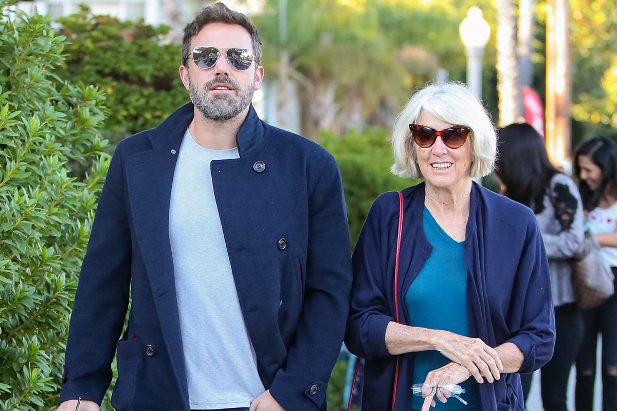 Muere Chris Anne Affleck, madre de los actores Ben y Casey Affleck, a los 83 años | LOC