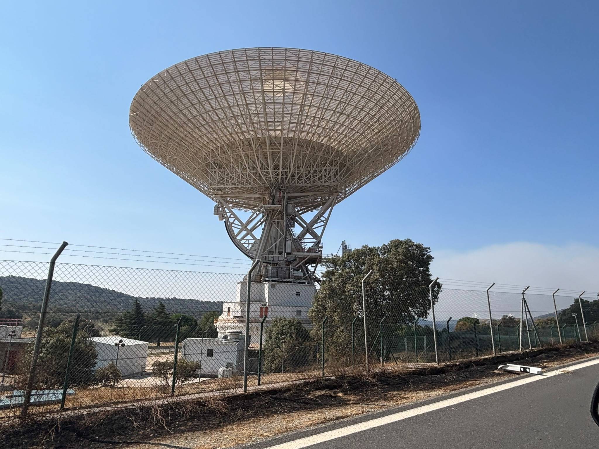 el Complejo de Comunicaciones del Espacio Profundo de la NASA.