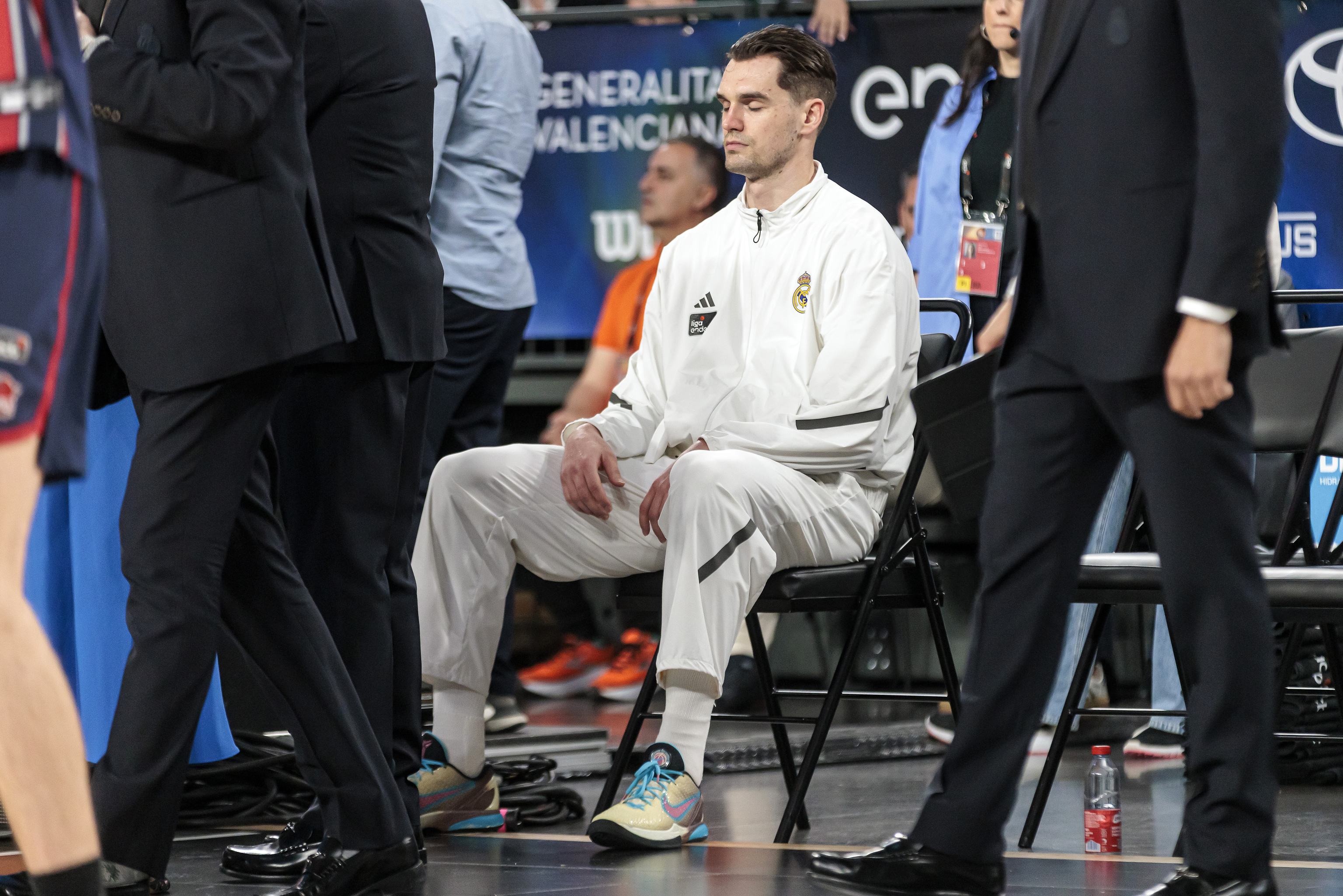 Mario Hezonja, antes de un partido.