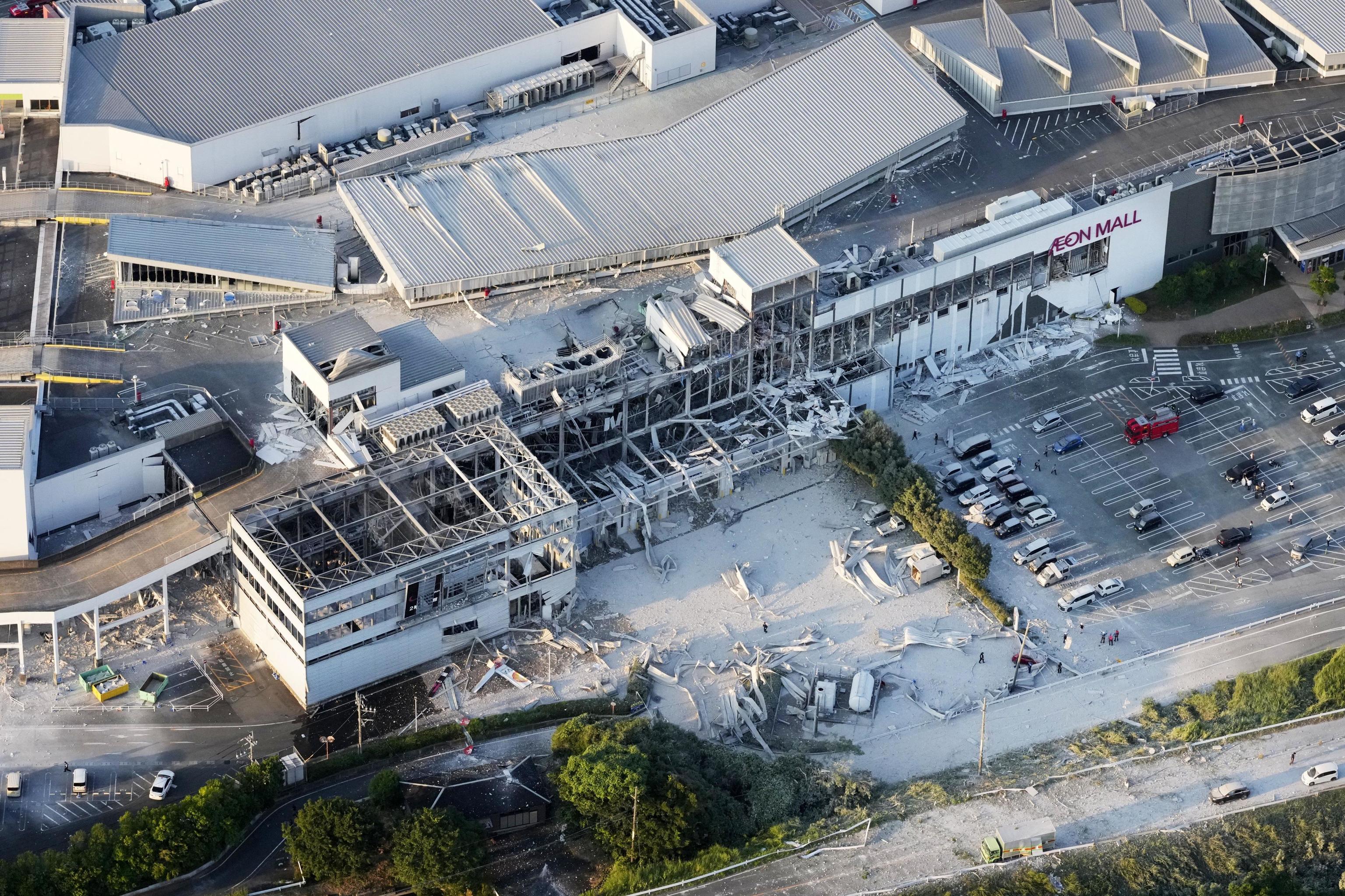 Centro comercial AEON de Kumamoto, donde hay numerosos muertos.