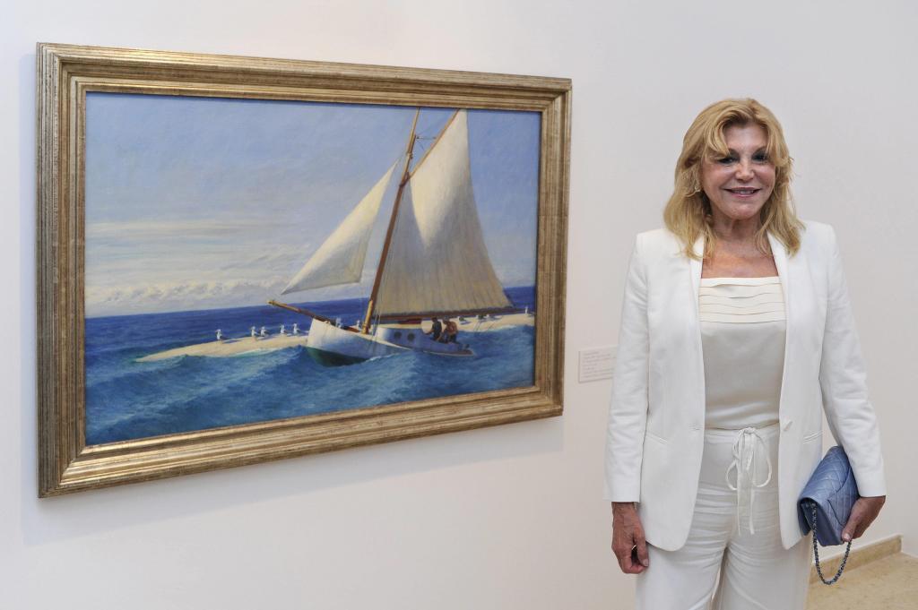 Carmen Thyssen en su exposición en Sant Feliu en 2013, cuando la estrella de la muestra fue su lienzo de Hopper.