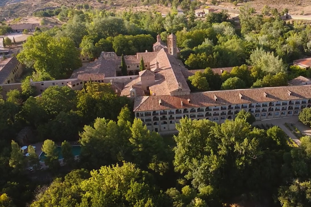 El monasterio rodeado de cascadas que cambi� para siempre la historia del chocolate en Espa�a