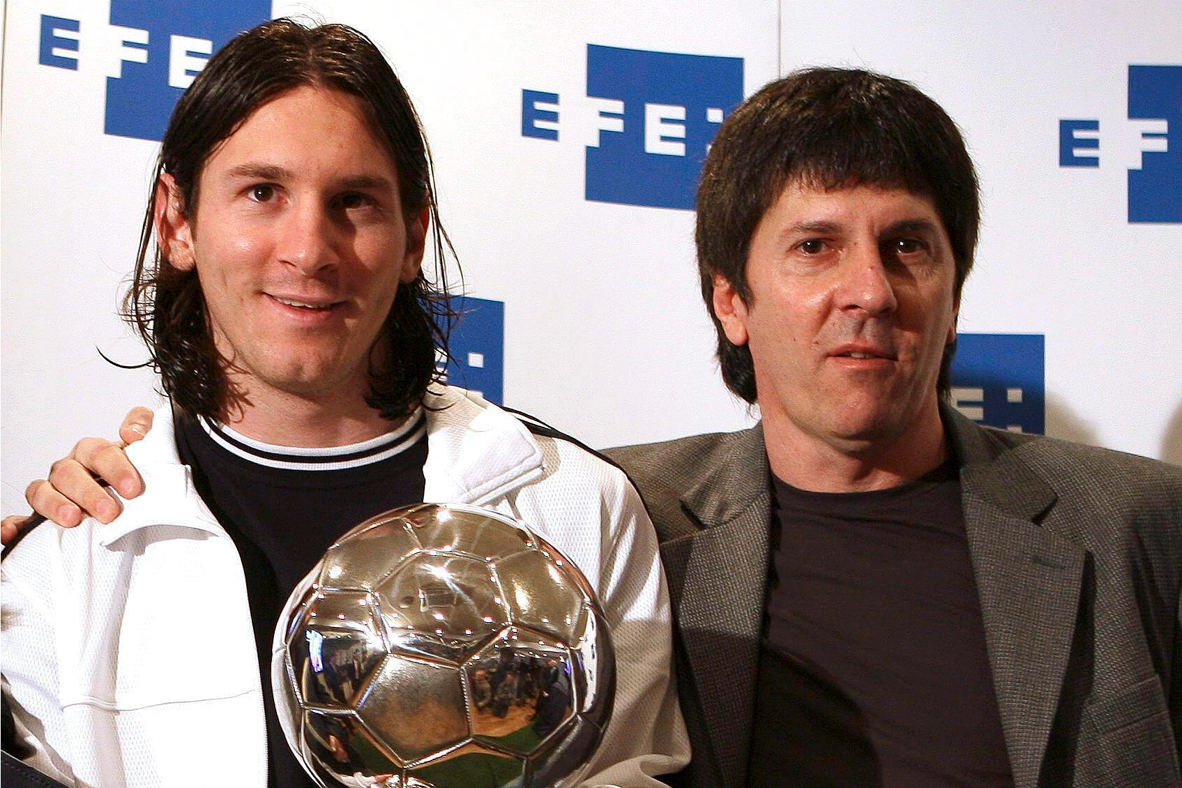 Leo Messi junto a su padre, Jorge Messi.