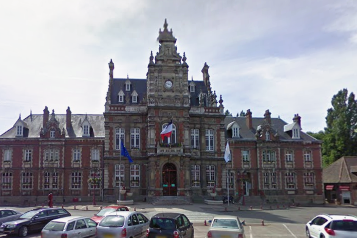 Ayuntamiento de Arques, localidad donde la madre compró el juguete.