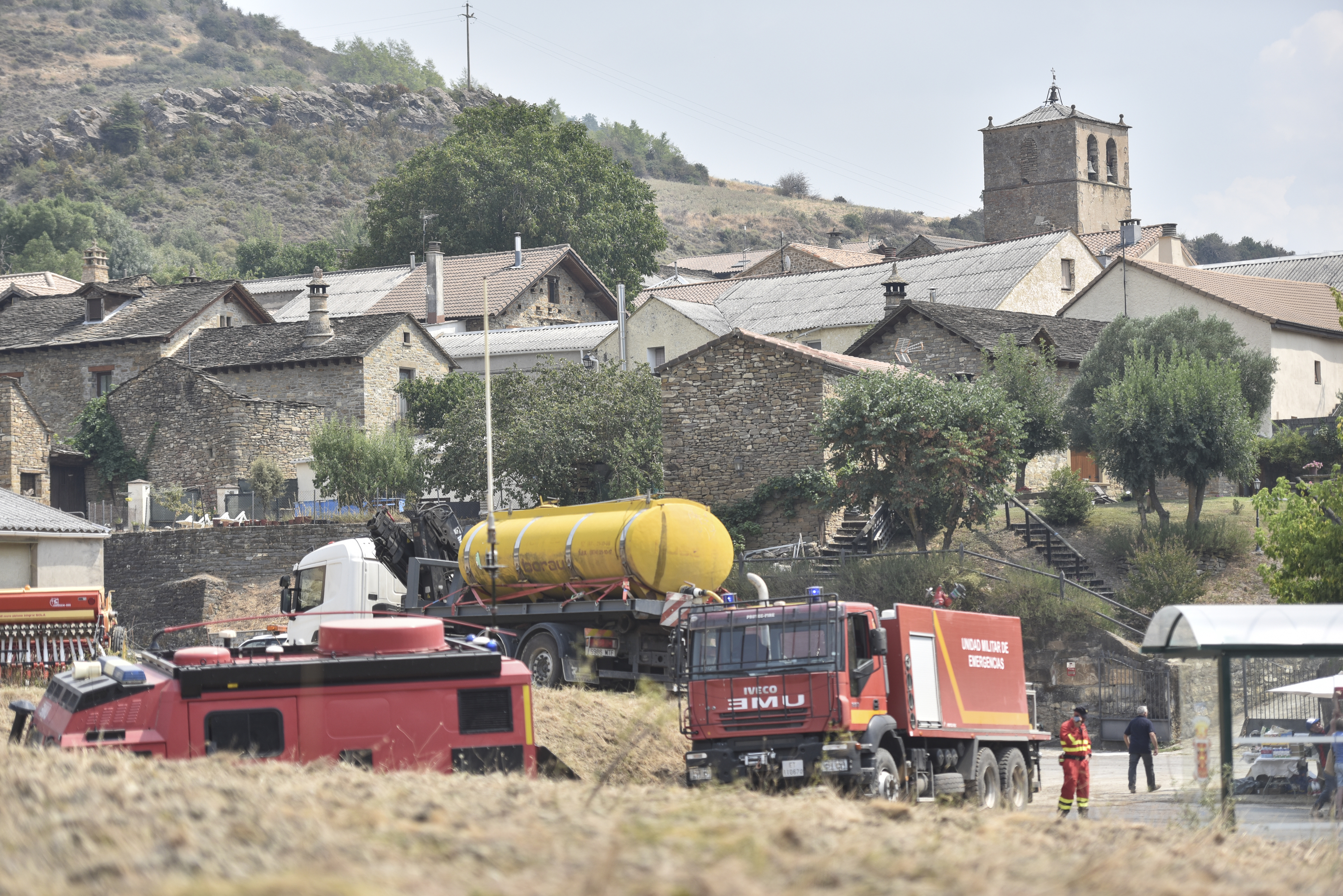 Operativo en el inicendio de Las Peñas de Rigl