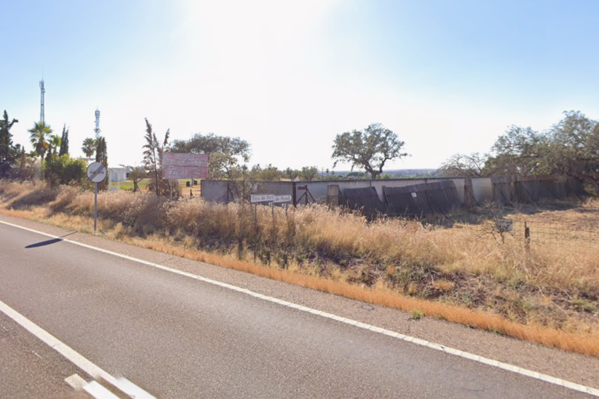Kil�metro 77 de la carretera N-523, donde ocurri� el siniestro.