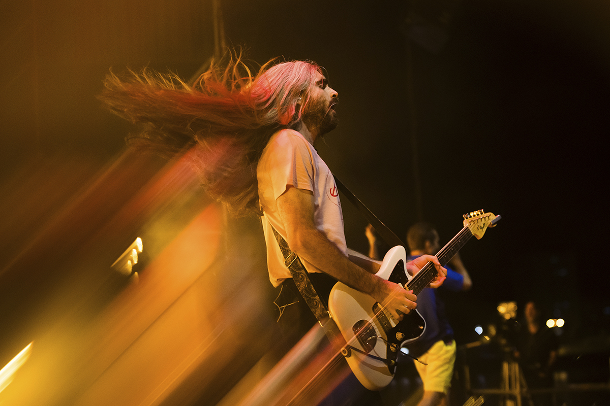 El guitarrista Carlos durante el concierto