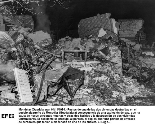 Los dos chalés resultaron destruidos completamente.