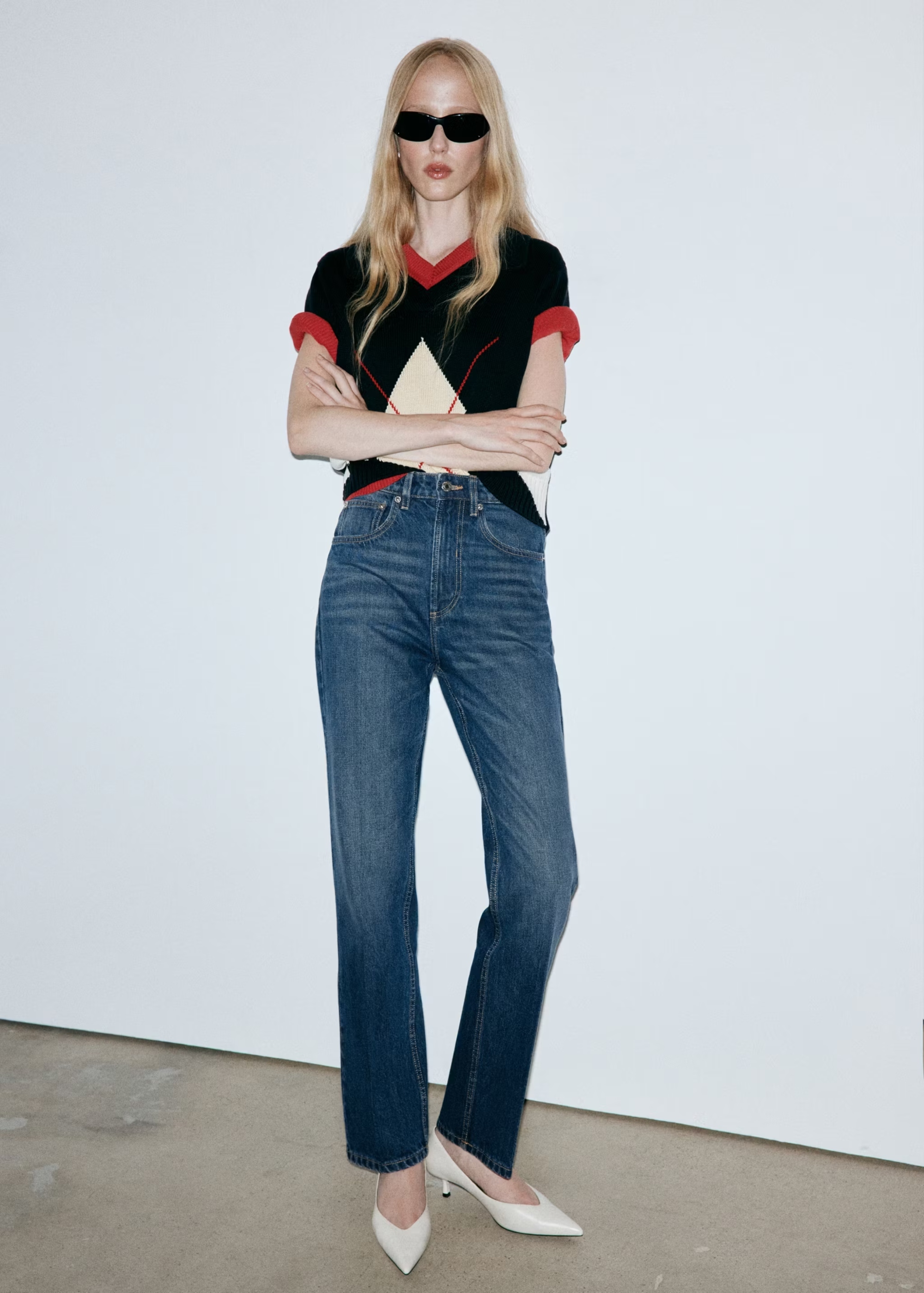 Nuevo en Mango; prendas que podrás ponerte desde hoy mismo y que serán tus básicos imprescindibles hasta noviembre: vaqueros
