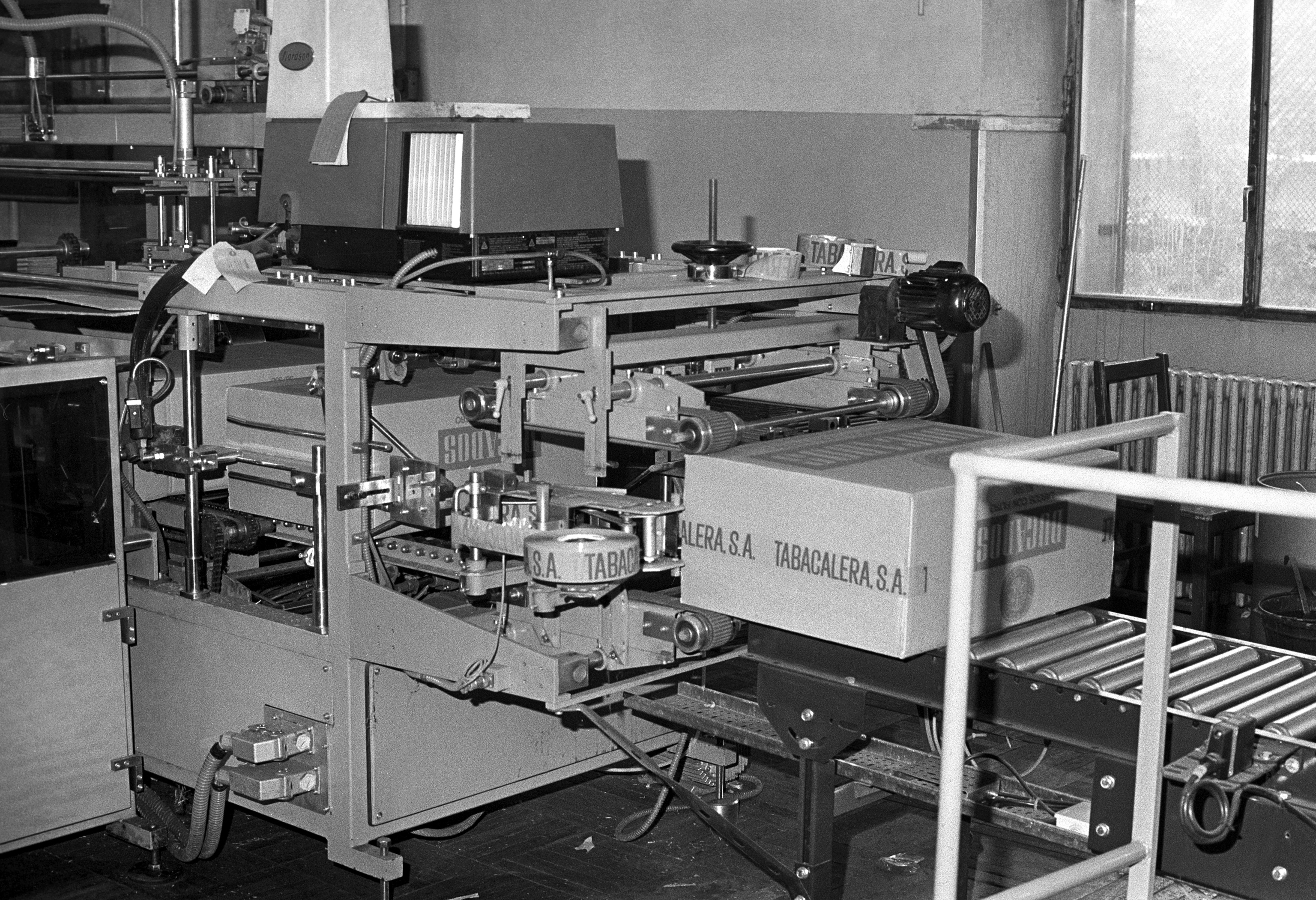 Tabacalera primero se fusionó con Seita para crear Altadis y luego fue adquirida por Imperial
