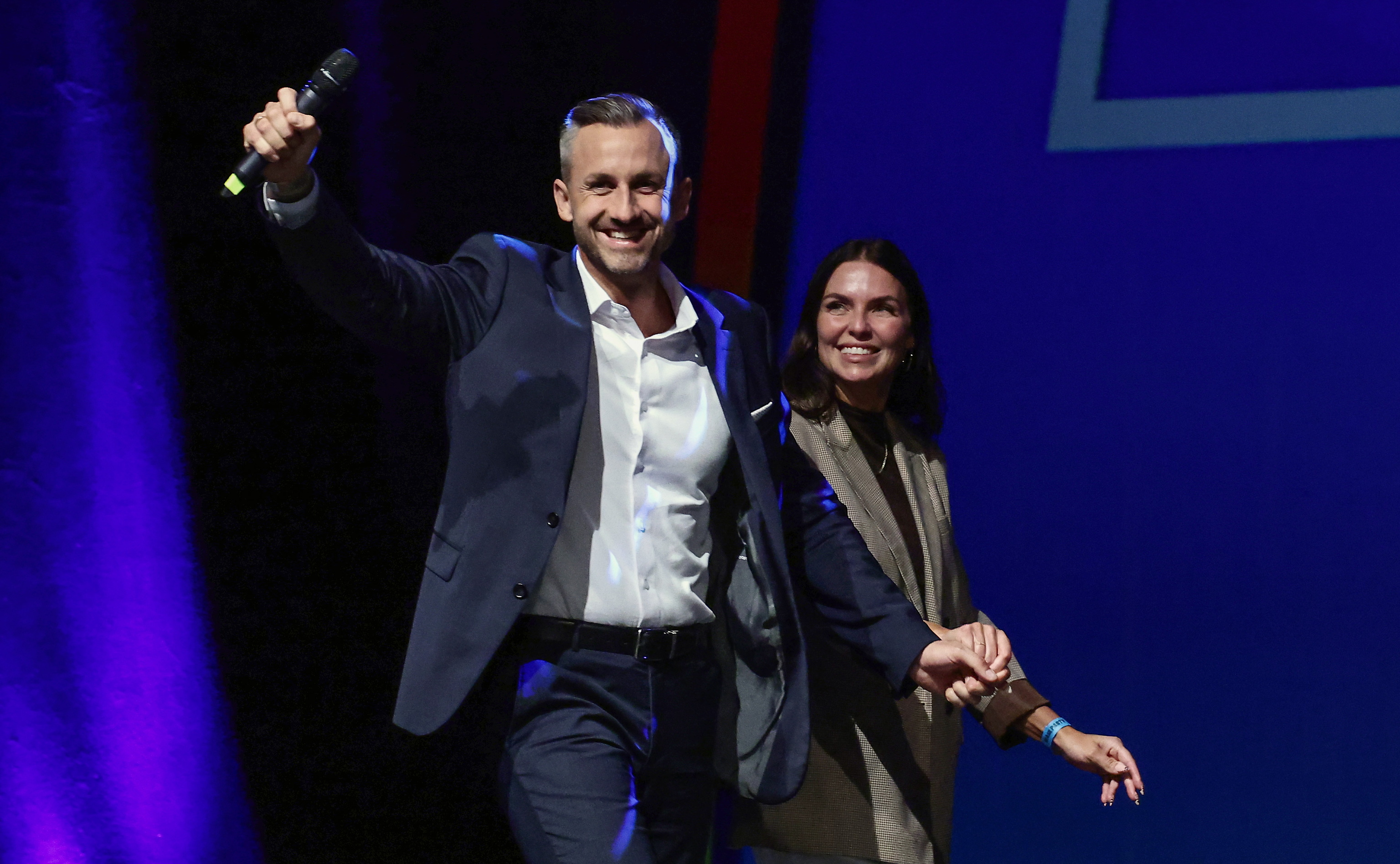 Otra imagen de la pareja