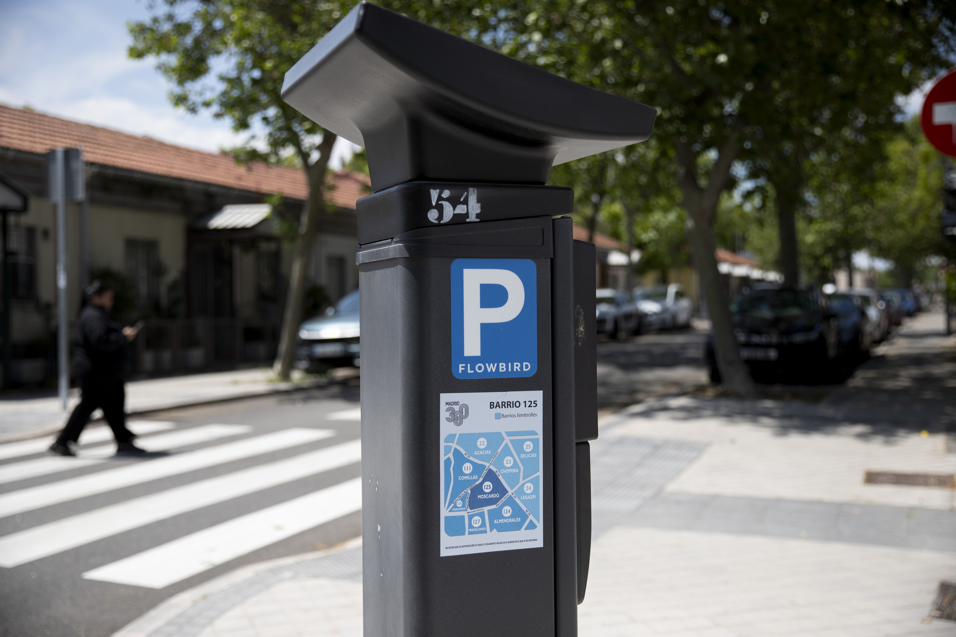 APARCAR. Las ciudades podrán retirar o inmovilizar un coche sin ticket, o que se ha pasado del triple de tiempo pagado. Y también se les permitirá fijar las tarifas en función de las dimensiones del vehículo.