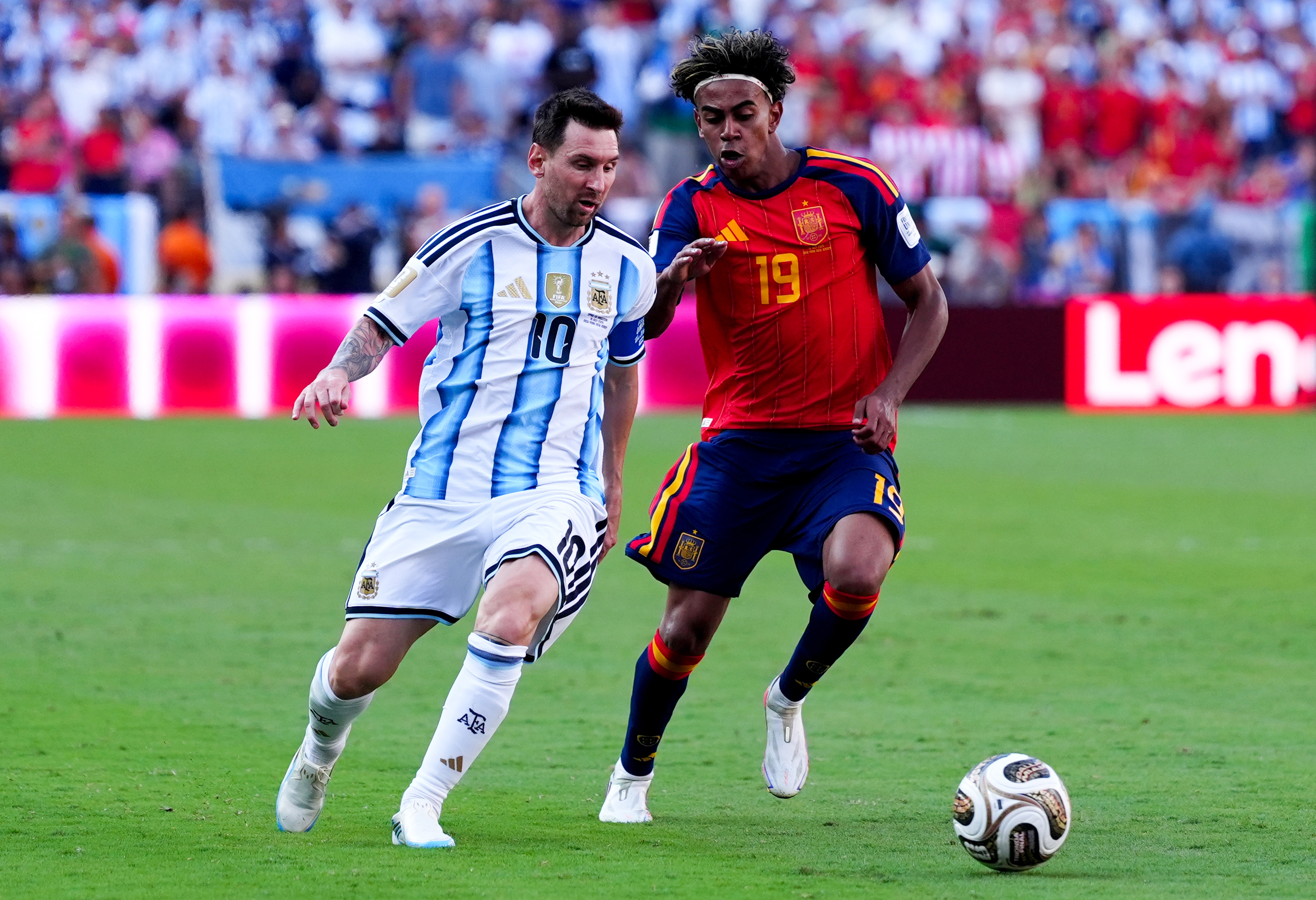 Messi, junto a Lamine Yamal, en la final del Mundial de Estados Unidos.