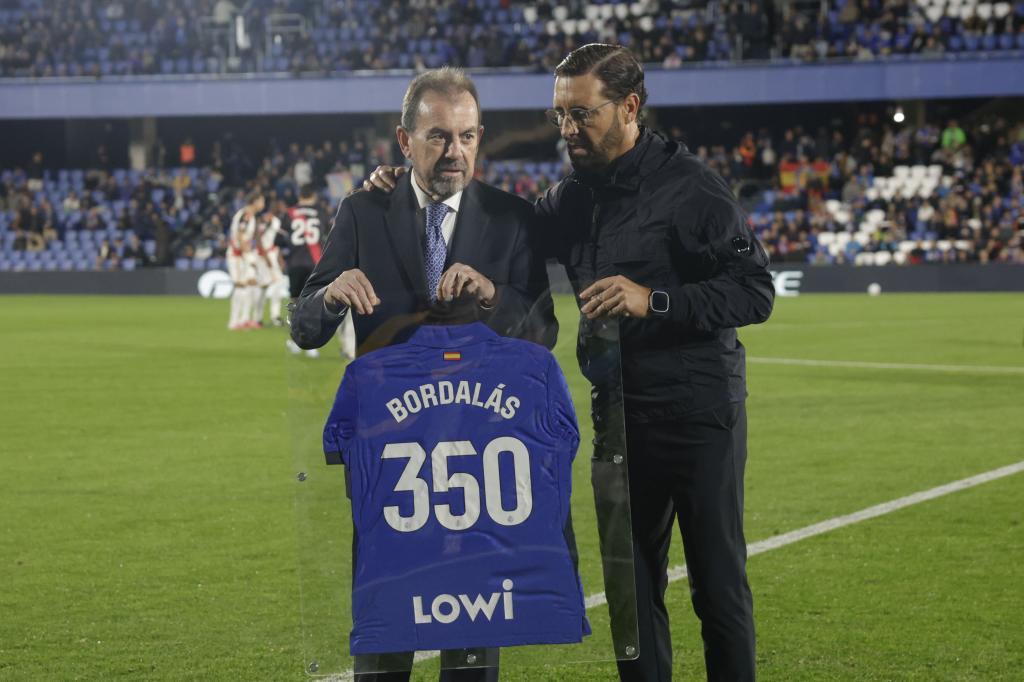 Ángel Torres y José Bordalás, hace unos días cuando el técnico cumplió 350 partidos en Getafe.