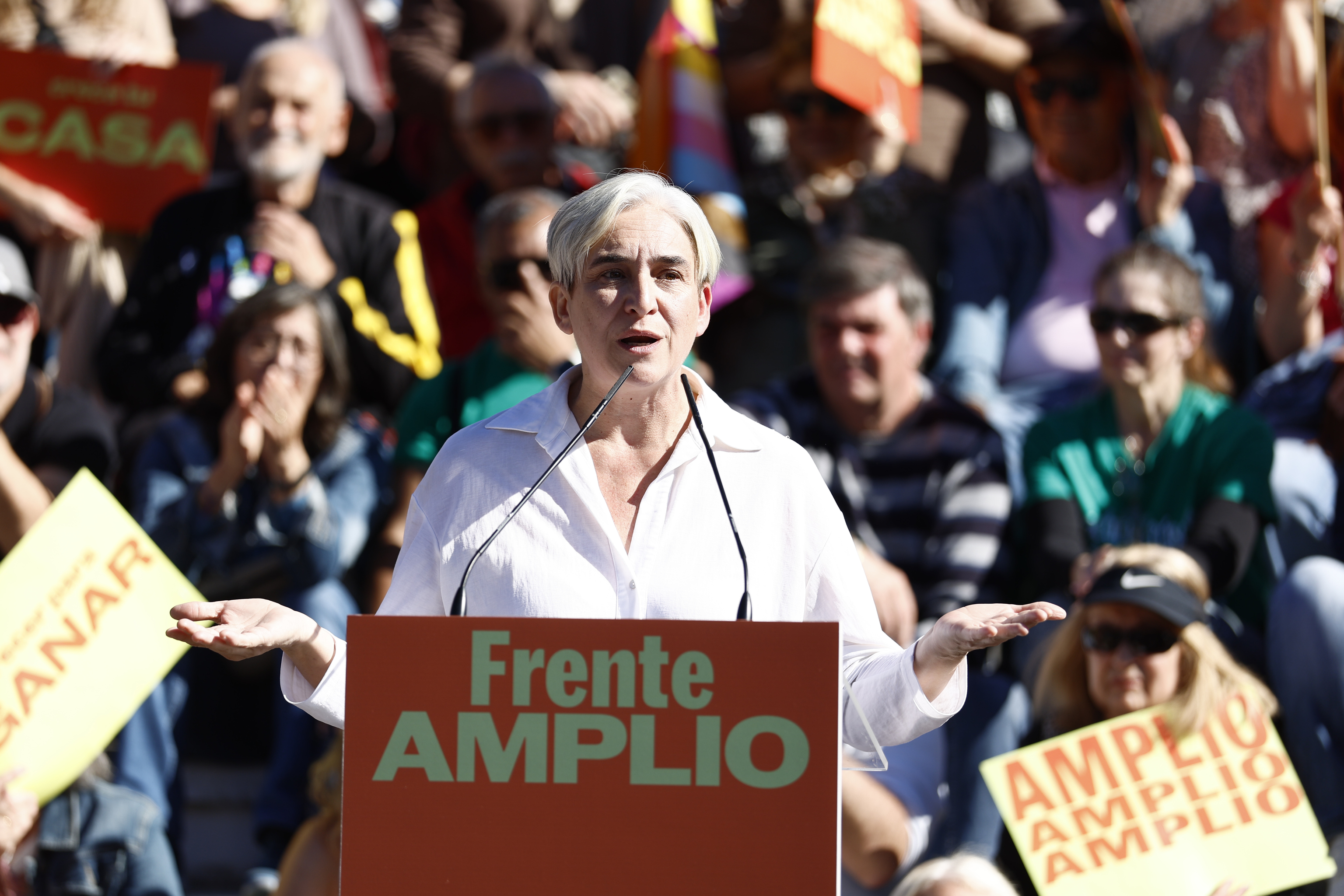 La candidata de Frente Amplio para las elecciones generales, Ada Colau.