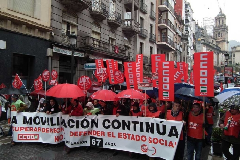 Unos 33.000 manifestantes en las calles andaluzas contra la reforma de ...